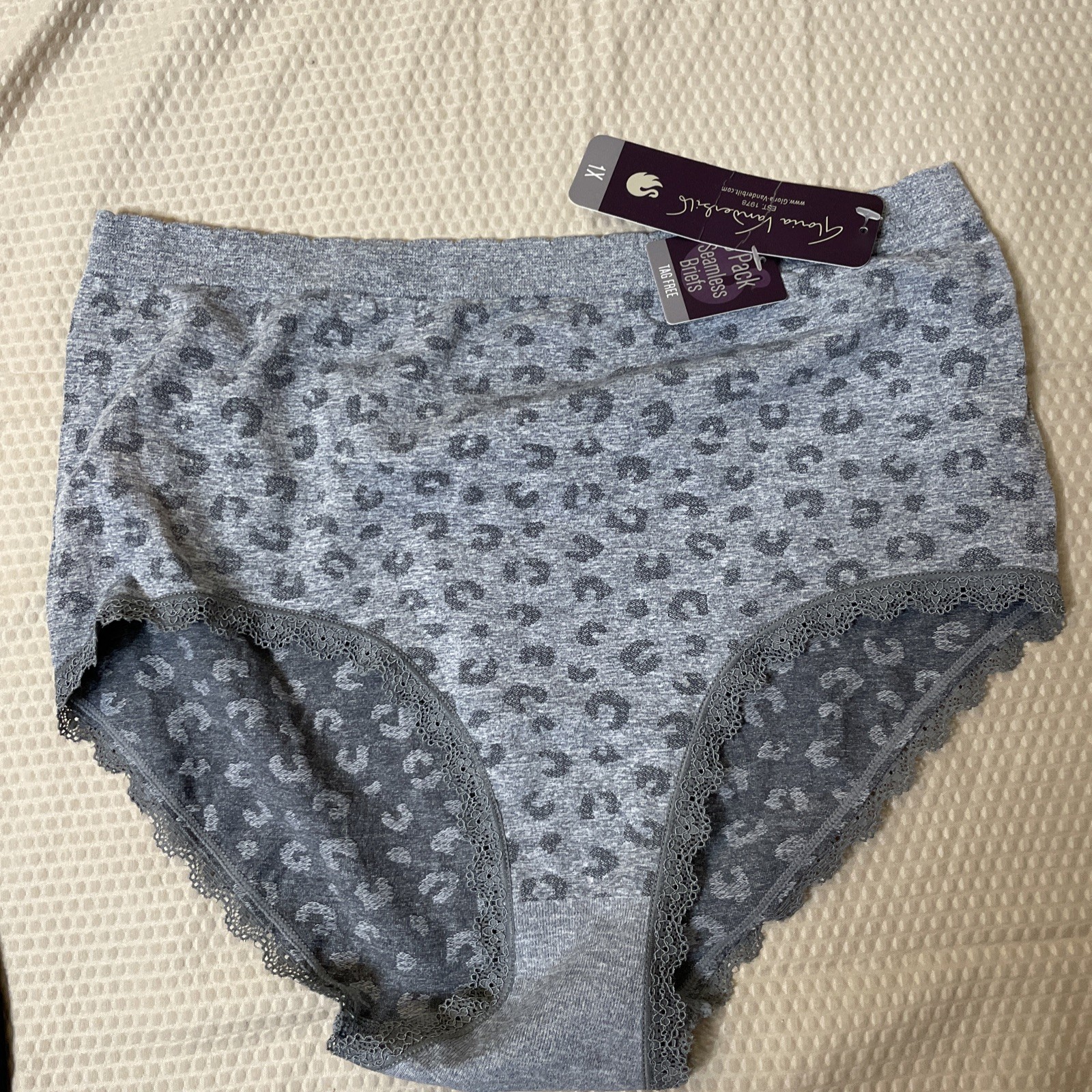 2 Pack GLORIA VANDERBILT Women Sz 1X Microfiber Smooth Waist Briefs Black & Gray