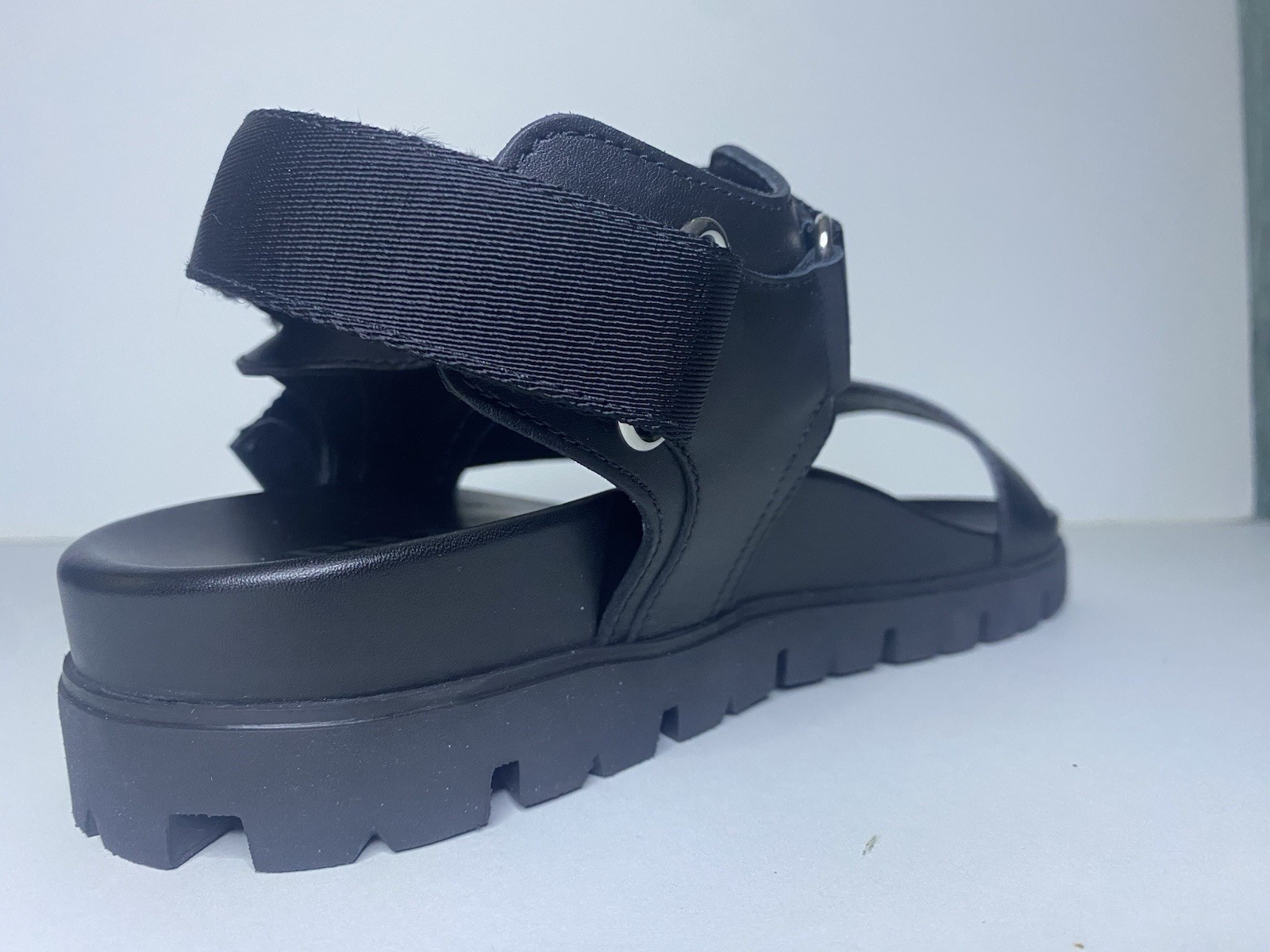 Men’s Size 9 US (8 UK) PRADA Montana Strap Sandals New In box Black