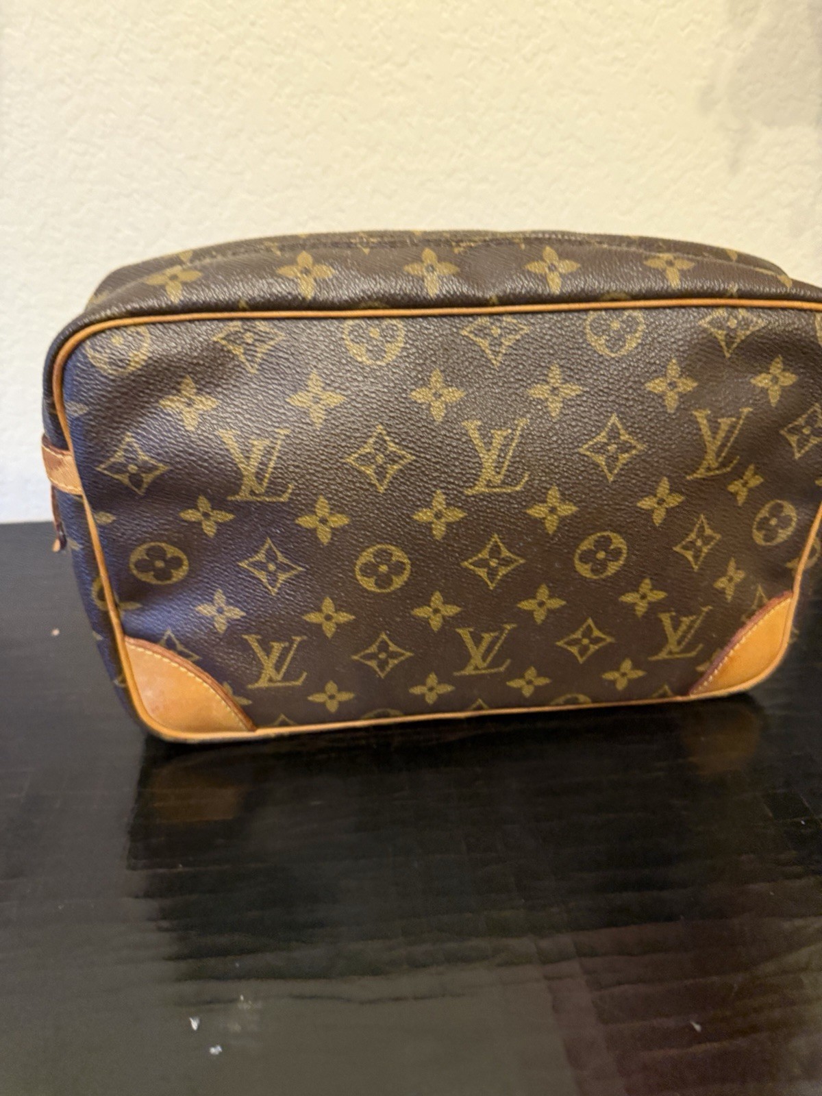 LOUIS VUITTON Compiegne 28 Monogram Canvas Brown Vintage Zip Clutch