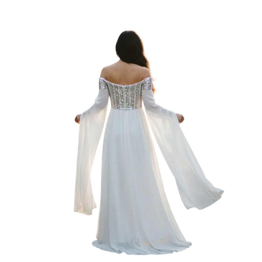 Enchanted Elegance: The Dreamy Maxi Dress