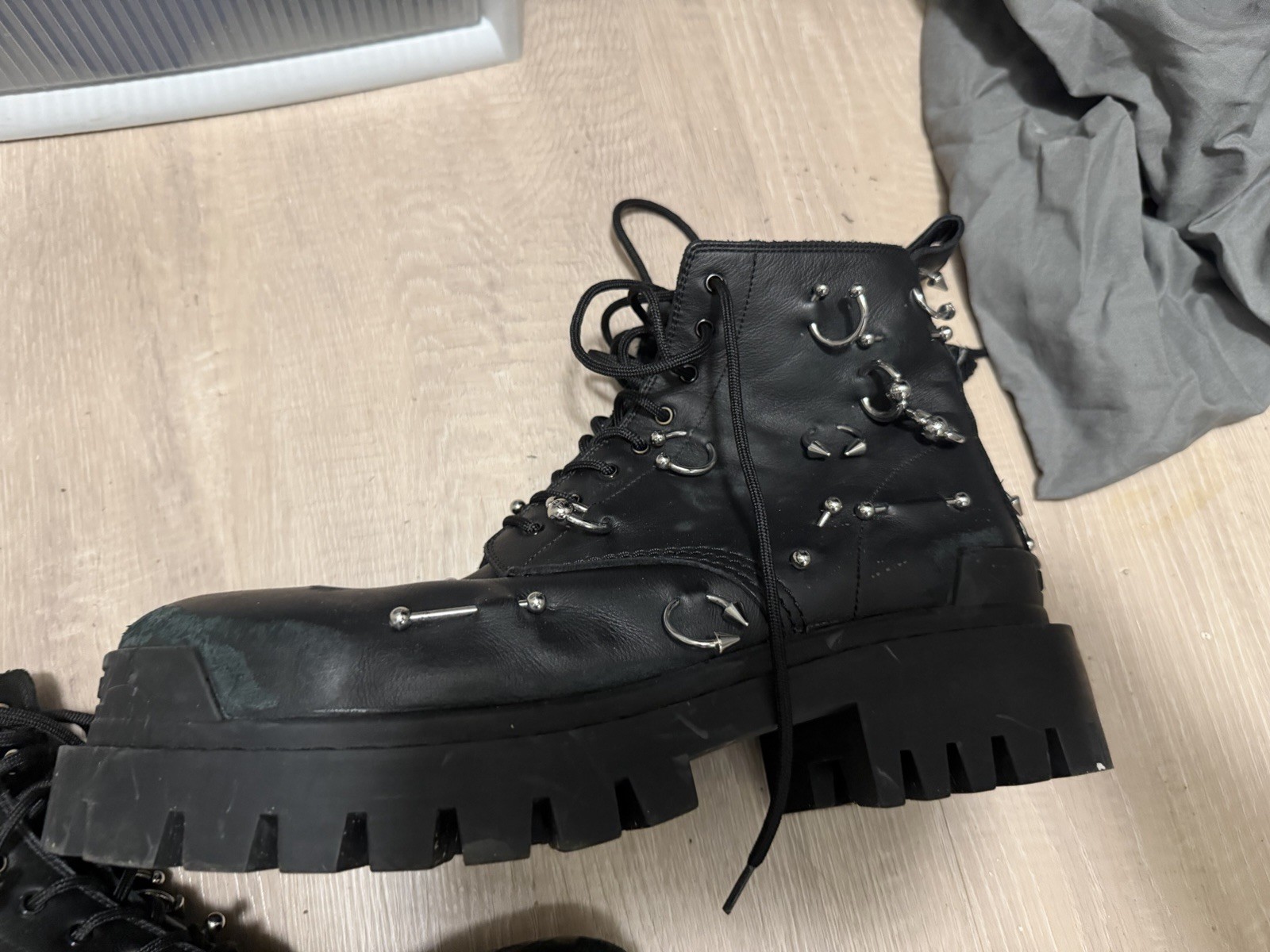 Balenciaga Men’s Black Leather Studded Strike Combat Ankle Boots Lace Up 12