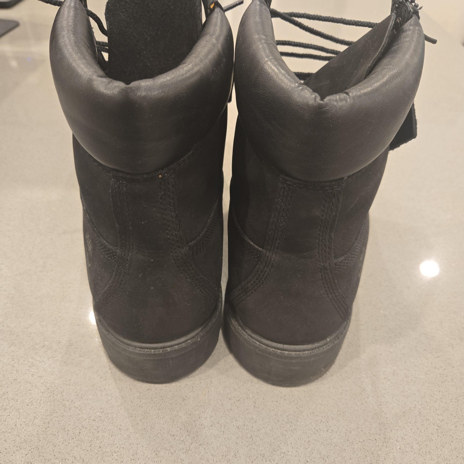 TIMBERLAND BOOTS 6 Inch 2 Pairs BLACK WHEAT PRE OWNED SEE DESCRIPTION