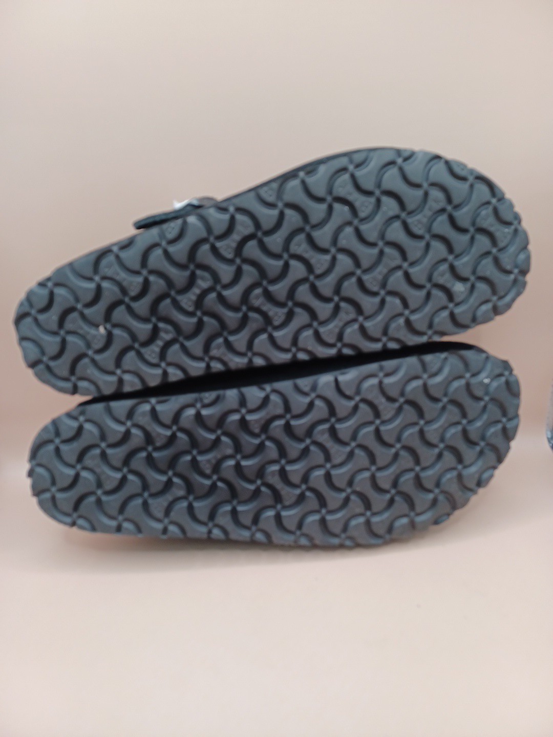 Birkenstock Boston Clog-Black Suede Size W:8 M:6 US