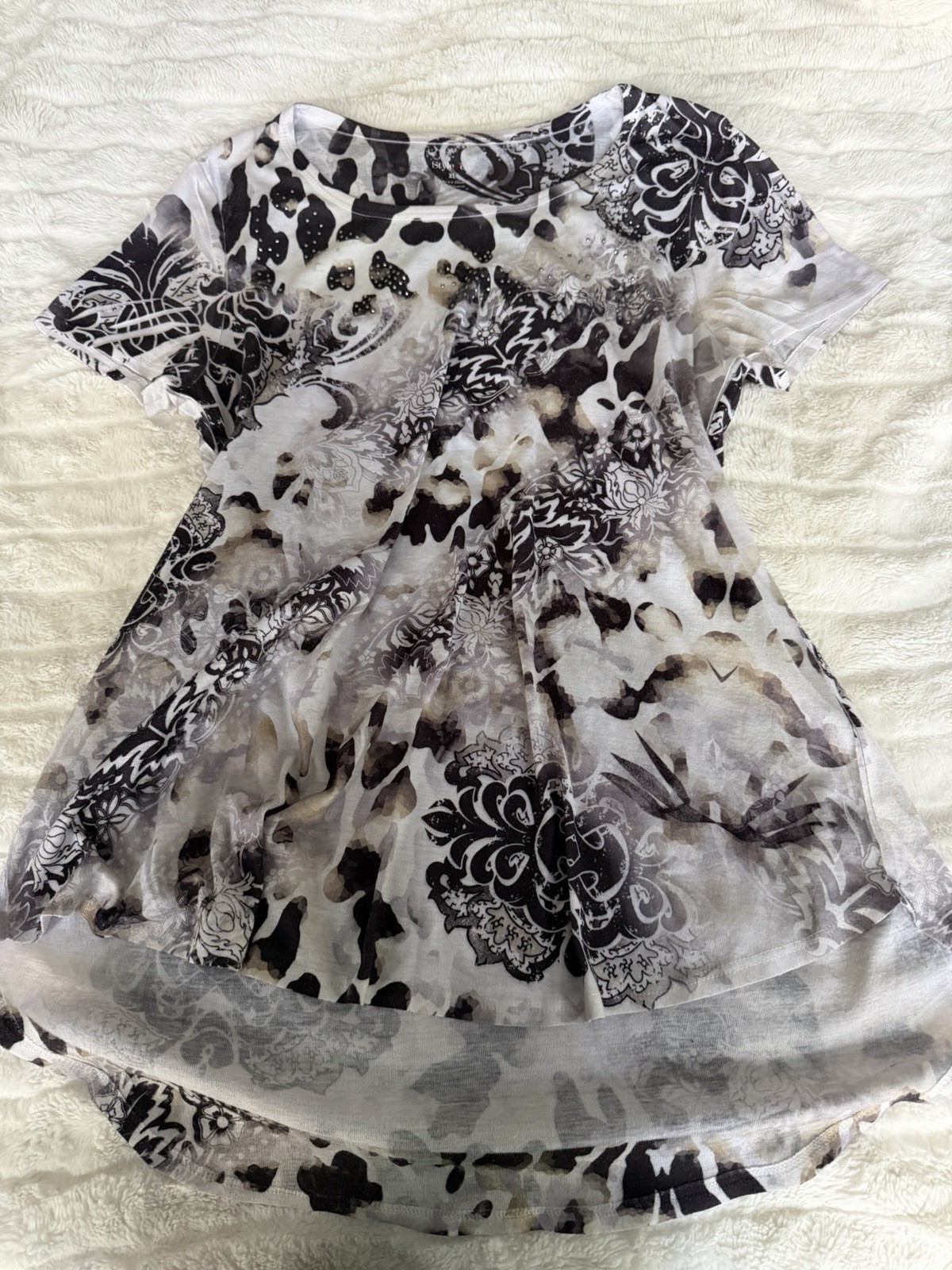 Style & Co. XL Gray/Black/White Animal Print Rhinestone Round Neck T-Shirt