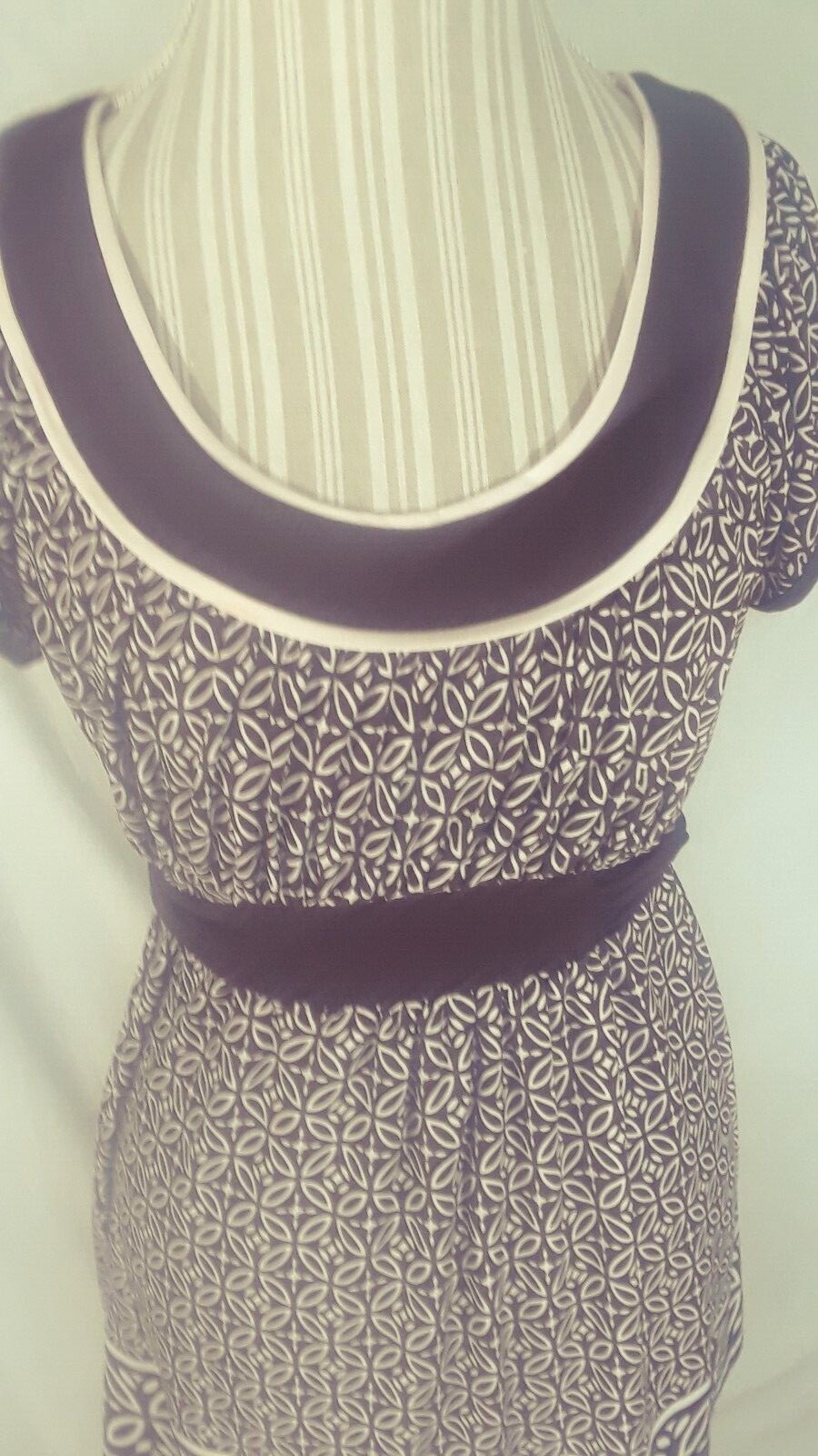 TA1=27 Speechless ladies size XL blouse brown and white design short sleeve