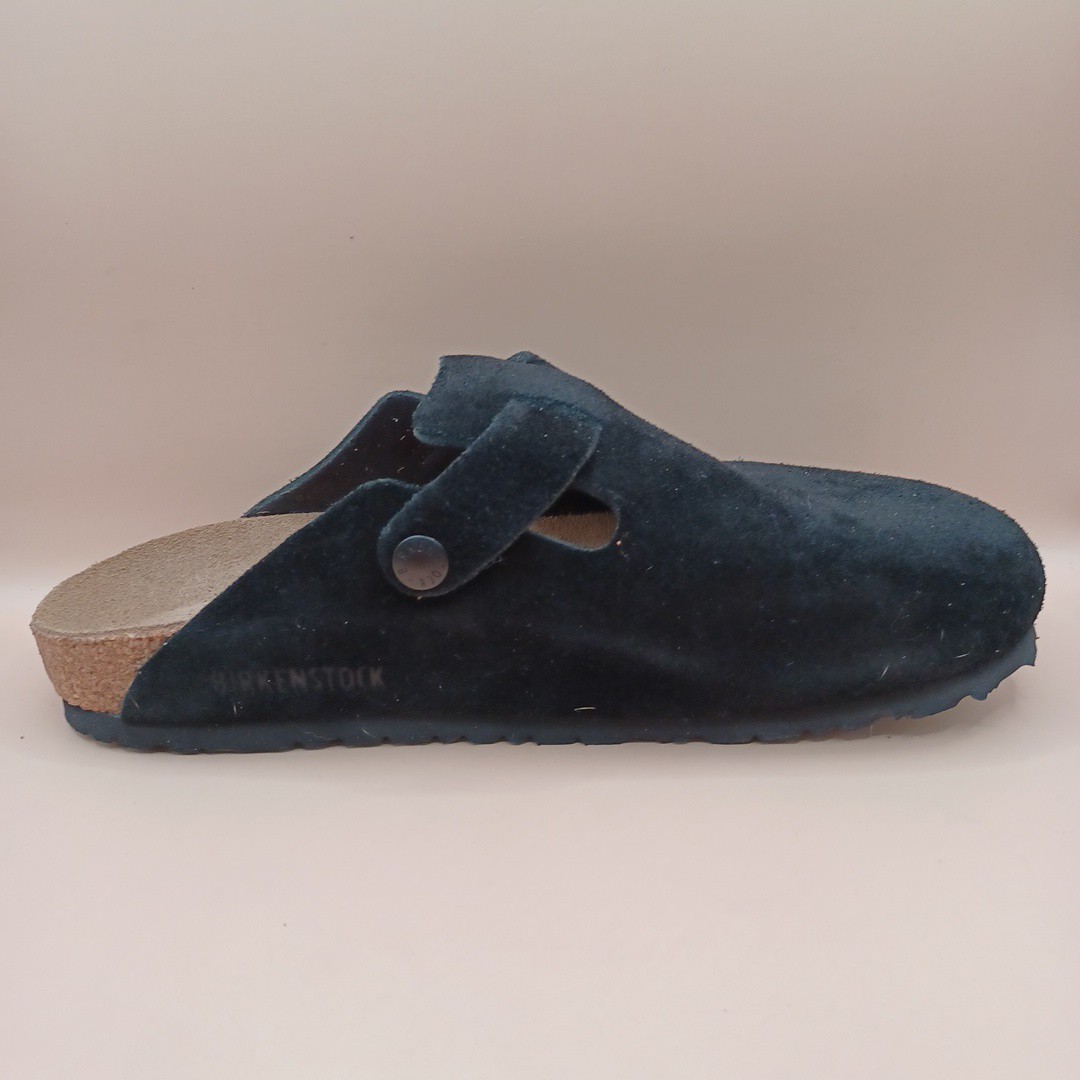 Birkenstock Boston Clog-Black Suede Size W:8 M:6 US