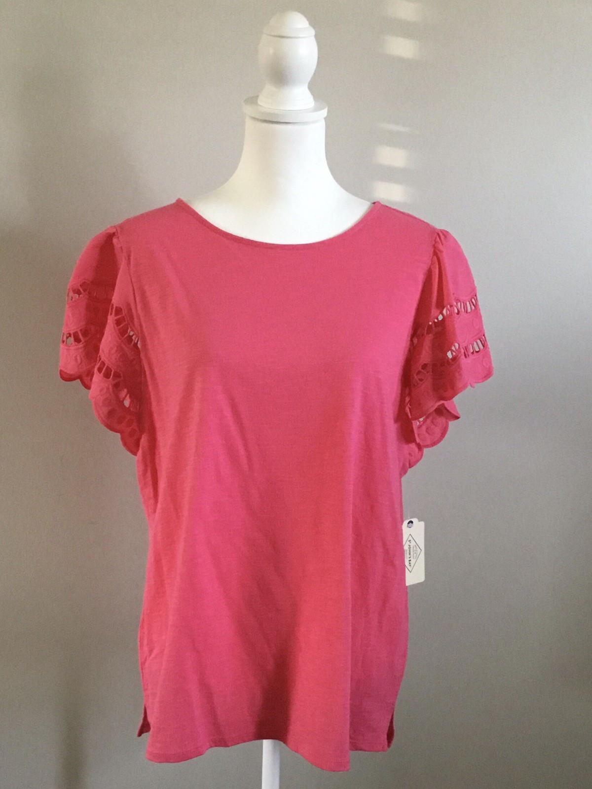 ST JOHNS BAY Womens Pink Blouse Sz Large Ruffled Cutout Eyelet Short Sleeve NWT