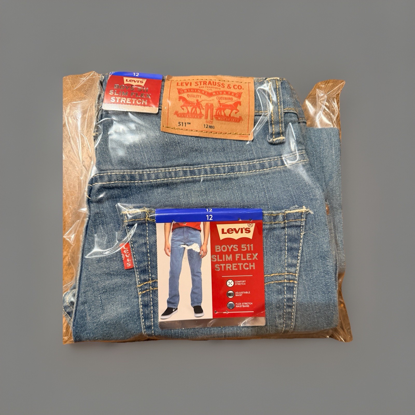 Levi’s Boys 511 Slim Fit Zip Fly & Button Closure Denim Jeans 12 Regular NWT