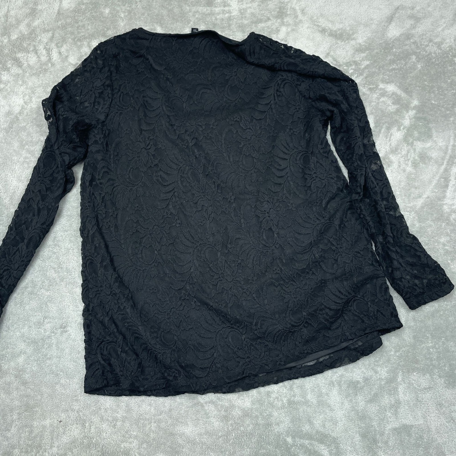 Black Lace Long Sleeve Top Torrid Size 1 Polyester/Spandex Blend Stretchy 1621
