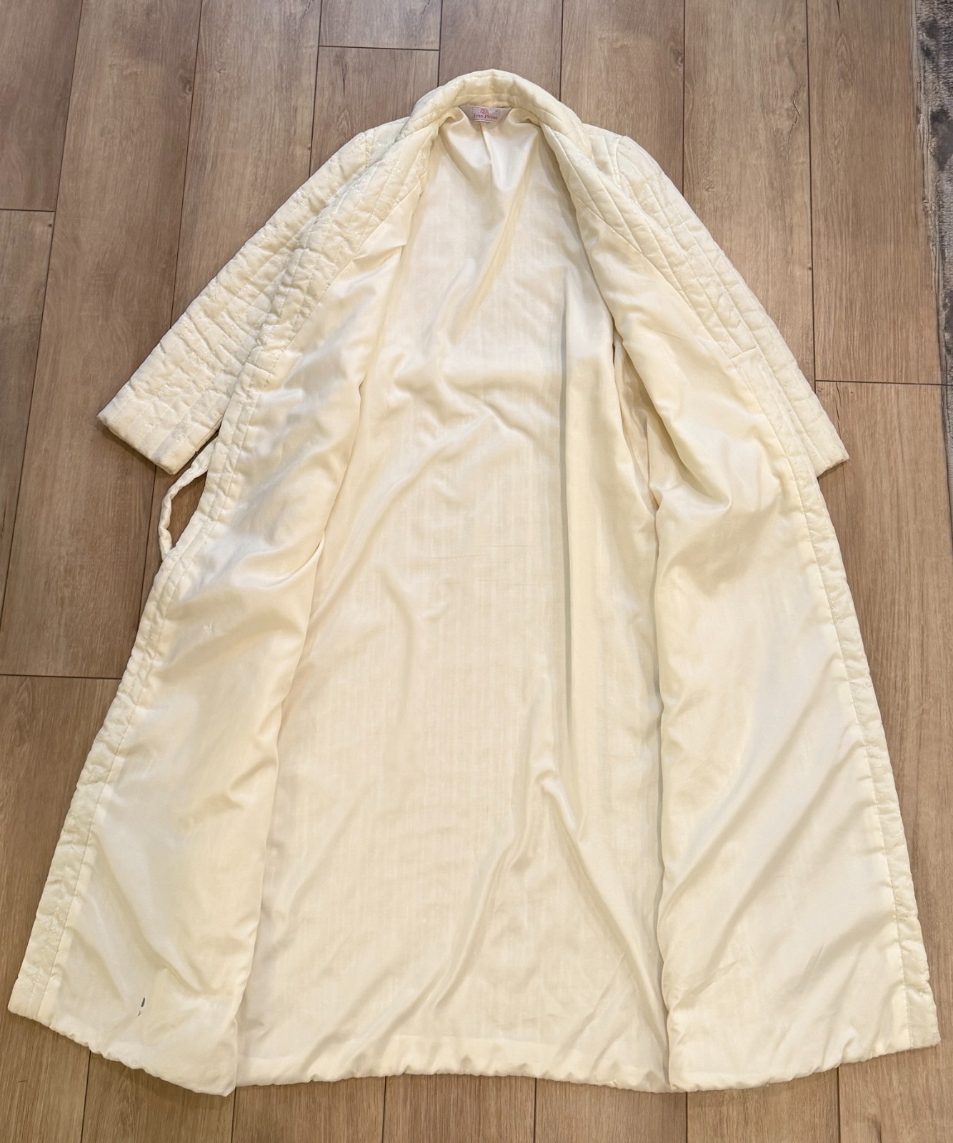 Vtg Evan-Picone Quilted Fully Lined Luxurious Lounge Arnel Robe-Women’s M-Tie