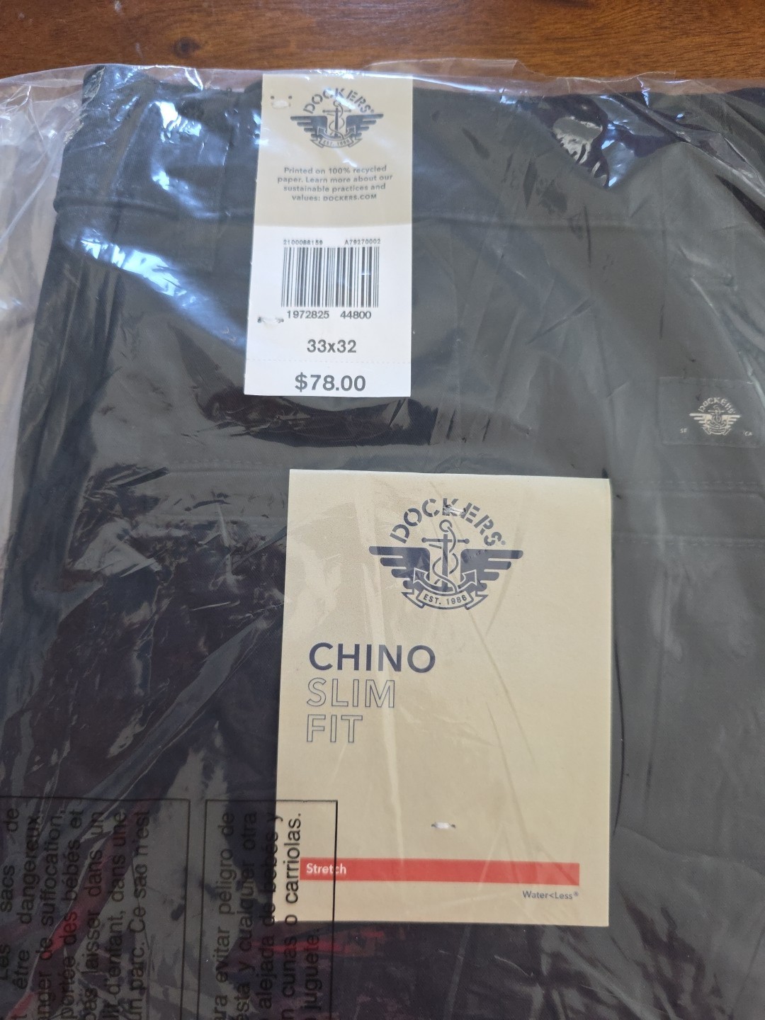 Dockers Essential Chinos Slim Fit, Size 33 X 32, Color Black
