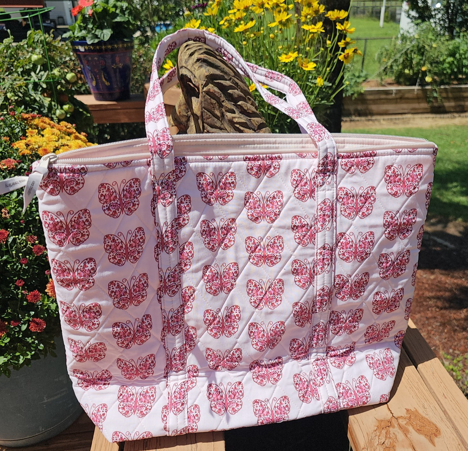 Vera Bradley- Lge North/South Tote Bag- Butterfly Blooms Crystal Pink- NWT- $159