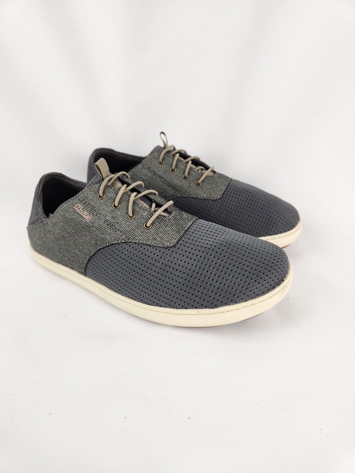 OluKai Men’s Nohea Moku Sneaker Size 9.5 Grey Shoes Slip On Loafer Boat Beach