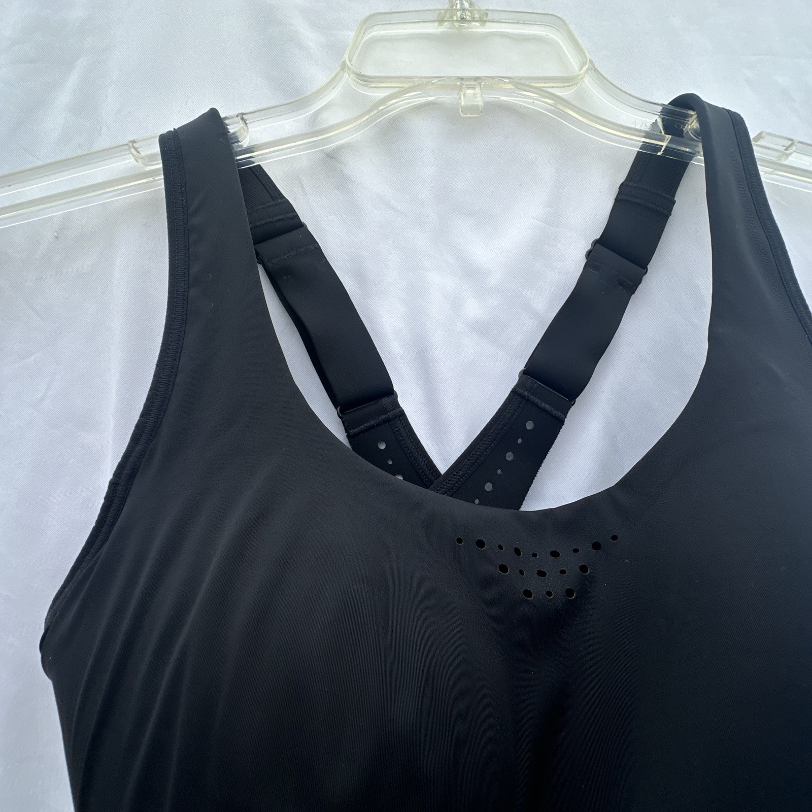 Athleta 34Dd Women High Support Adjustable Black Sport Bra Very Lightly Used. 11