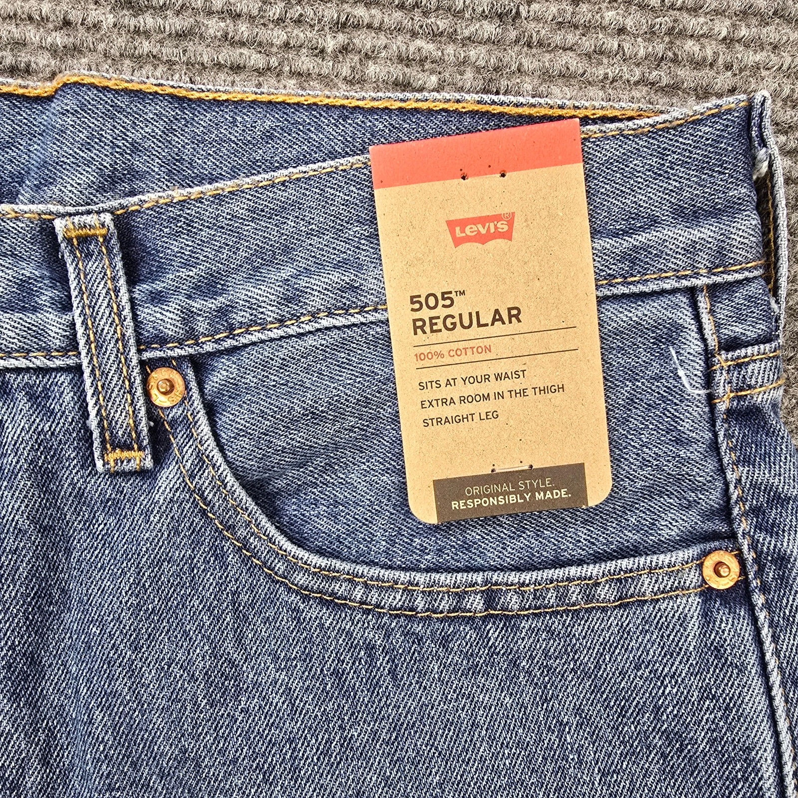 Levi’s 505 Jeans Men’s 33×34 Blue Regular Tall Straight Classic NWT