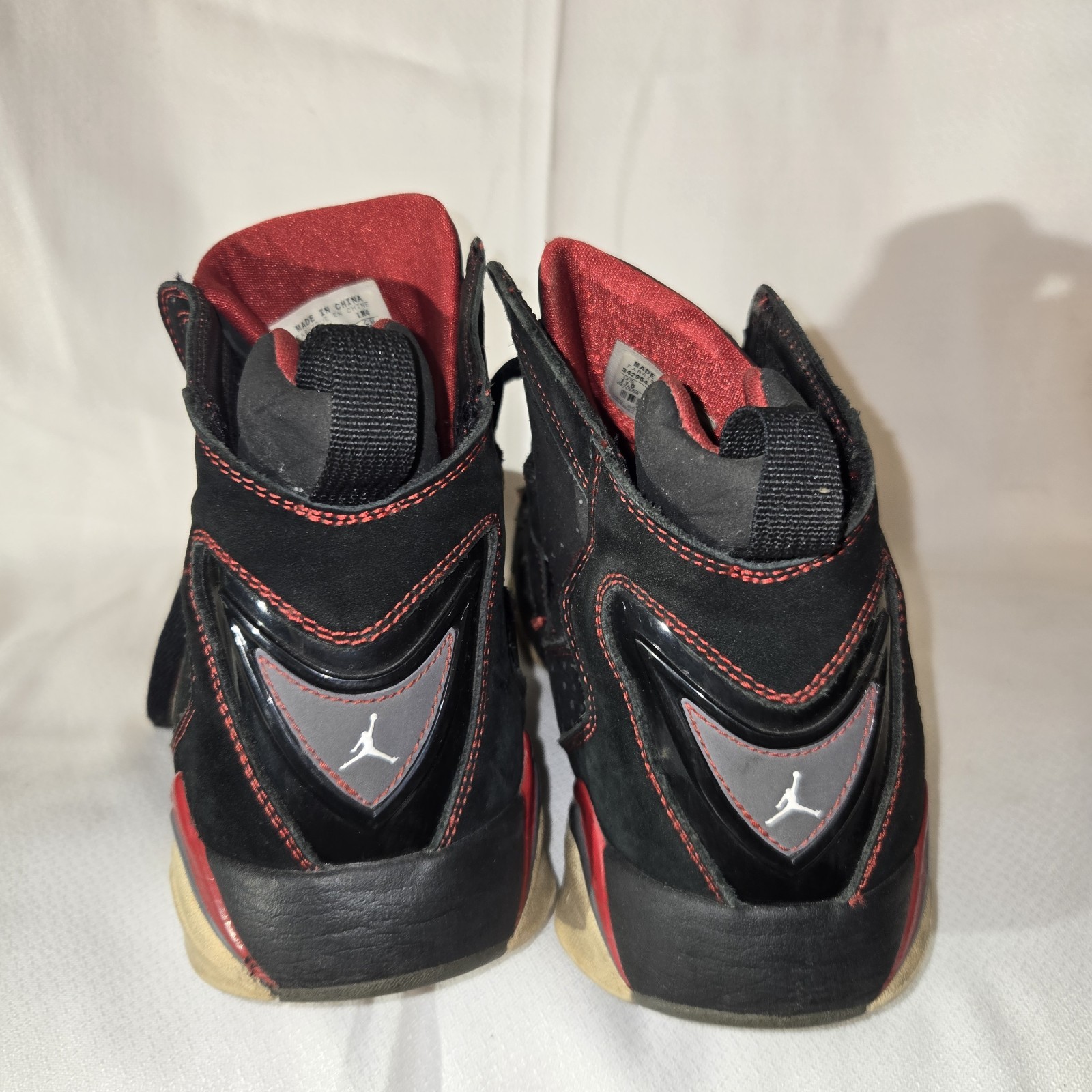 Jordan True Flight Men’s Mid Top Basketball Sneakers Black/Red 342964-061 2008