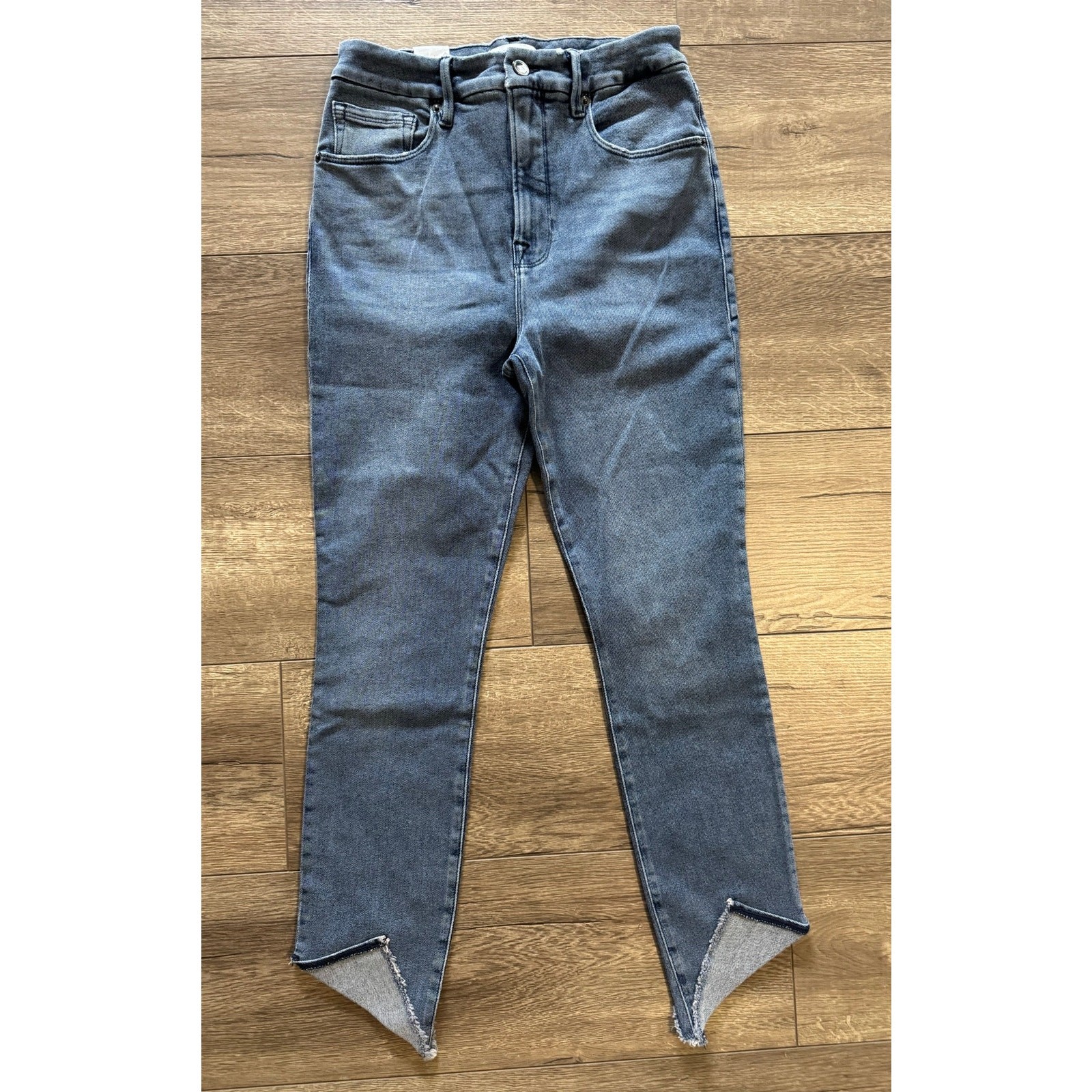 Good American Good Waist Crop Jeans Size 6/ 28 NWT