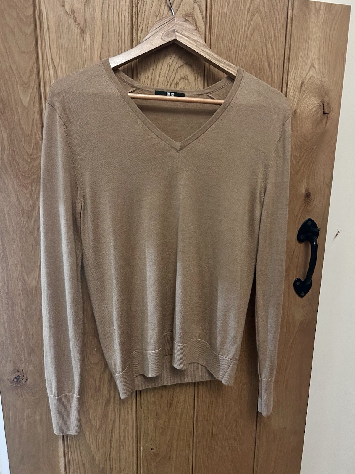 Uniqlo 100% Wool V Neck Jumper Camel Brown Capsule Minimal Size Small
