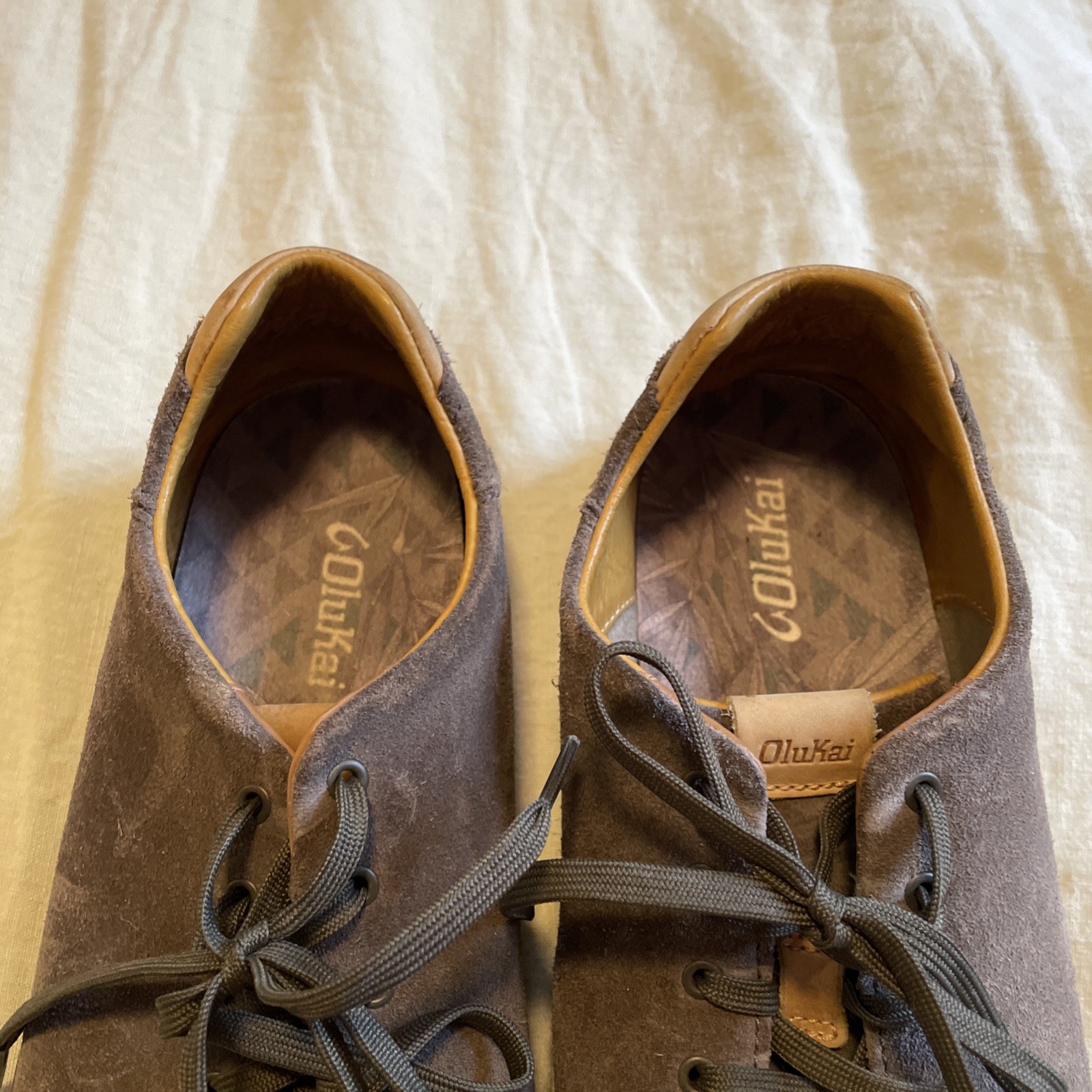 OluKai Lea’Ahi Li Kala Suede Drop Heel Casual Sneaker Shoes Mens Size 10.5 Gray