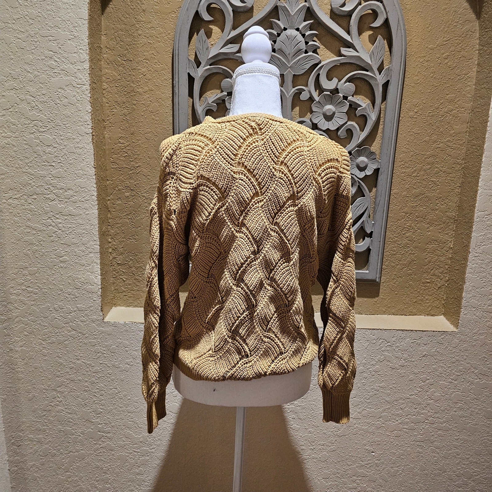 Moon and Madison Mustard Sweater Size S Cozy Minimalist Timeless Capsule Style