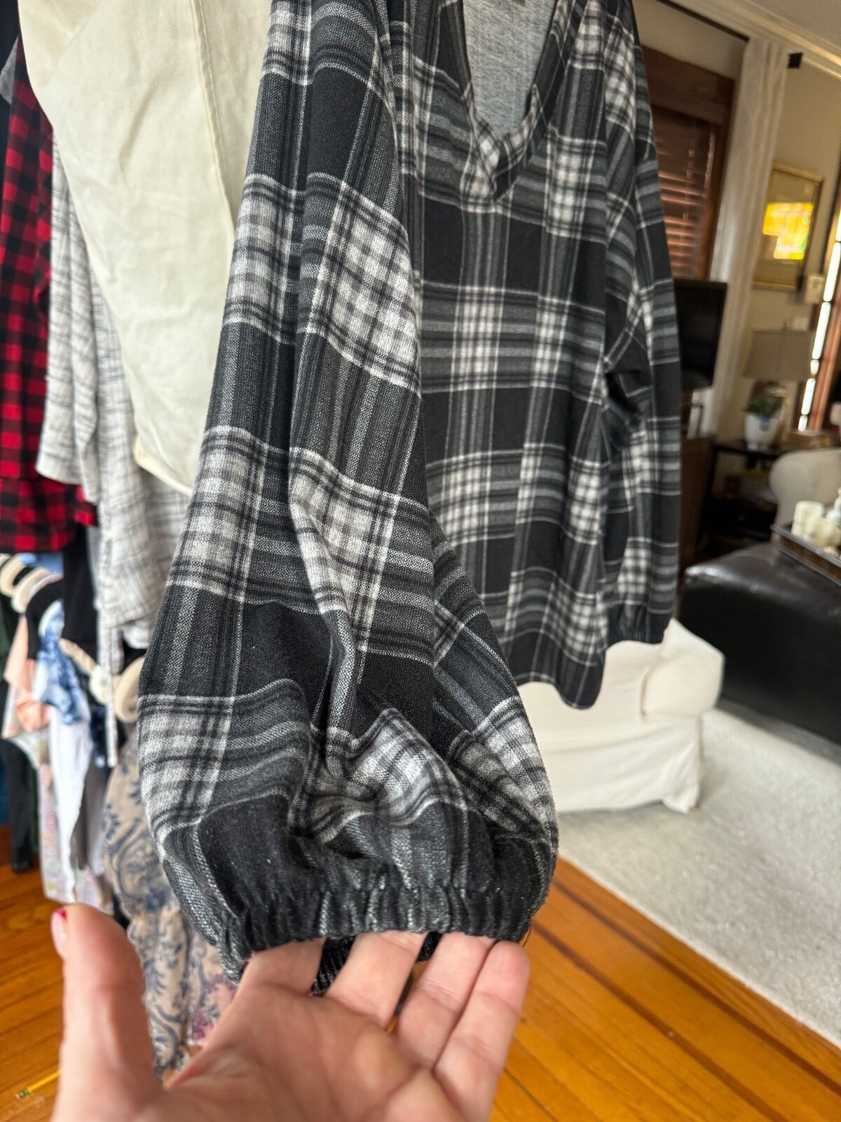 Lane Bryant 22/24 Women 2X Knit Fleece Black Plaid Soft Pullover Top Shirt