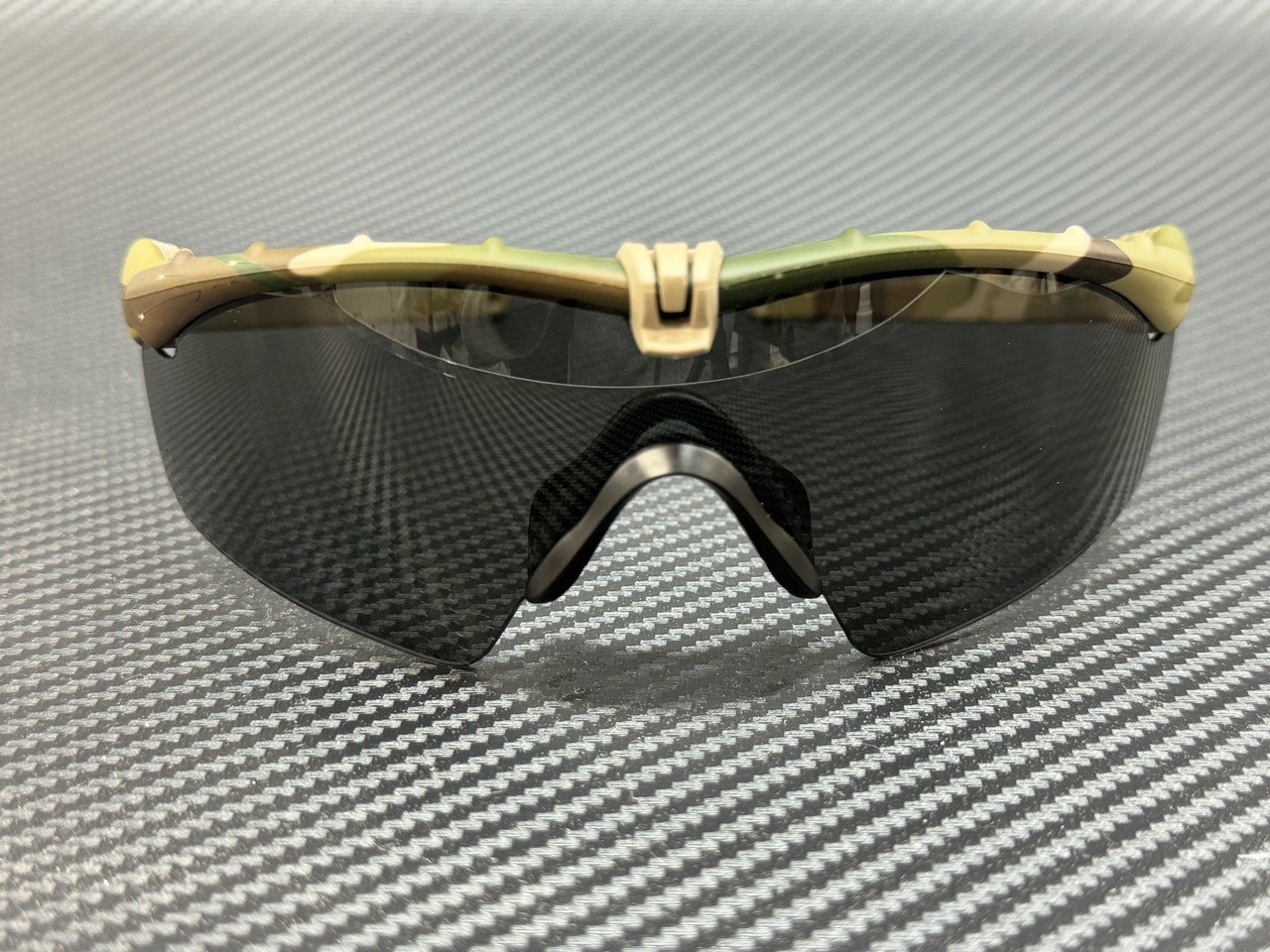 OAKLEY OO9146 02 Multicam Grey Men’s 65 mm Sunglasses