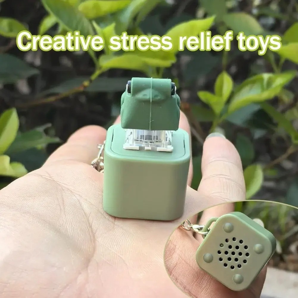 Frog Knocking Toy Frog Keyboard Keychain Decor Emit Light And Sound Pendant TL