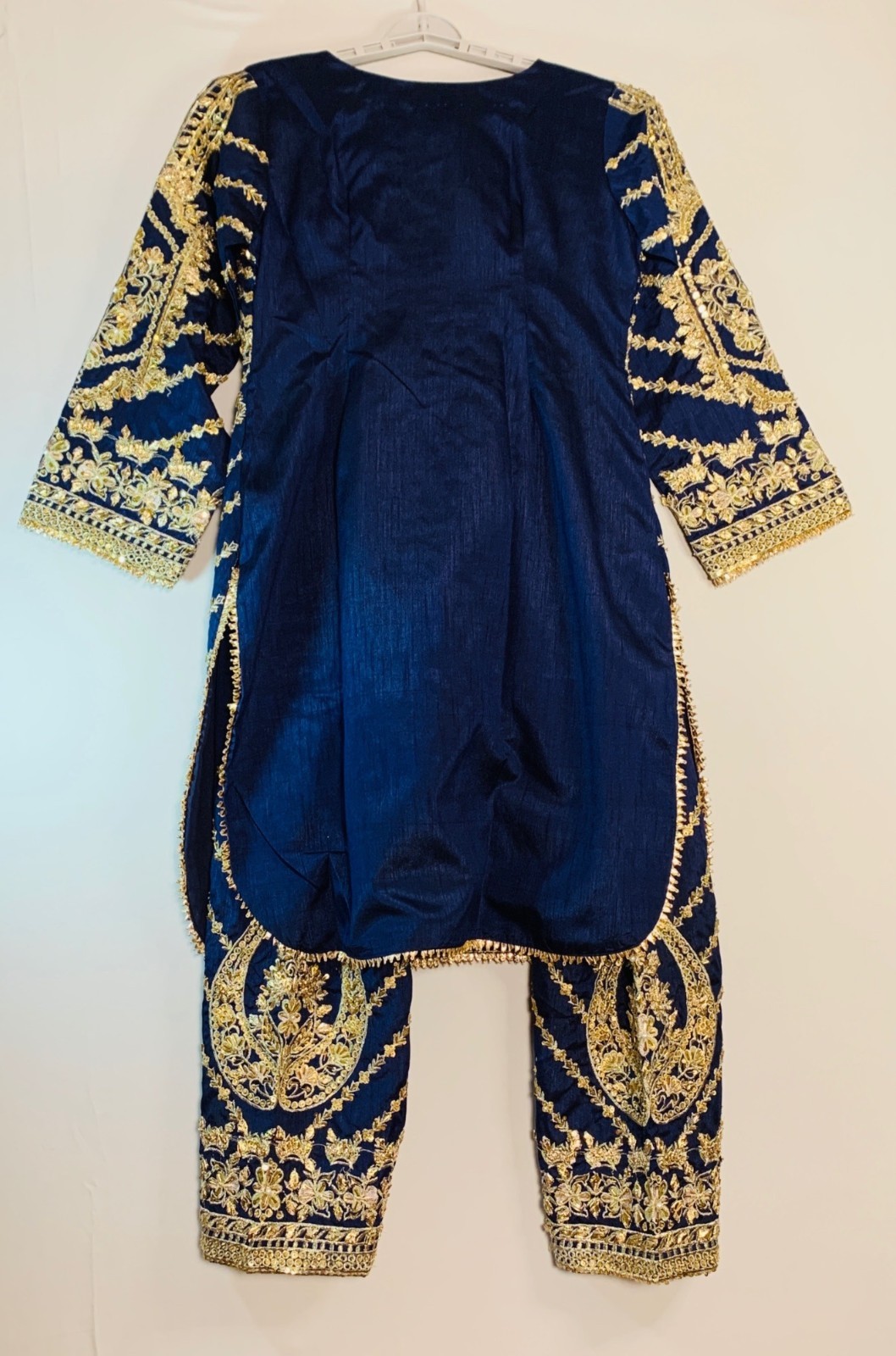 Nazila Couture size Small Embroidered Navy Blue Kurta & Salwar Set NWOT