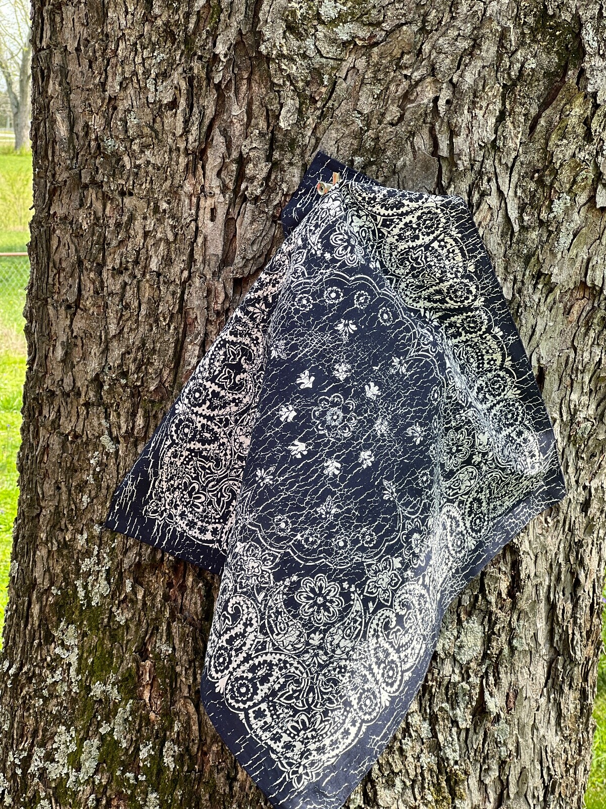 Rustic Navy/Natural Paisley 27×27 Bandanna, Made in USA