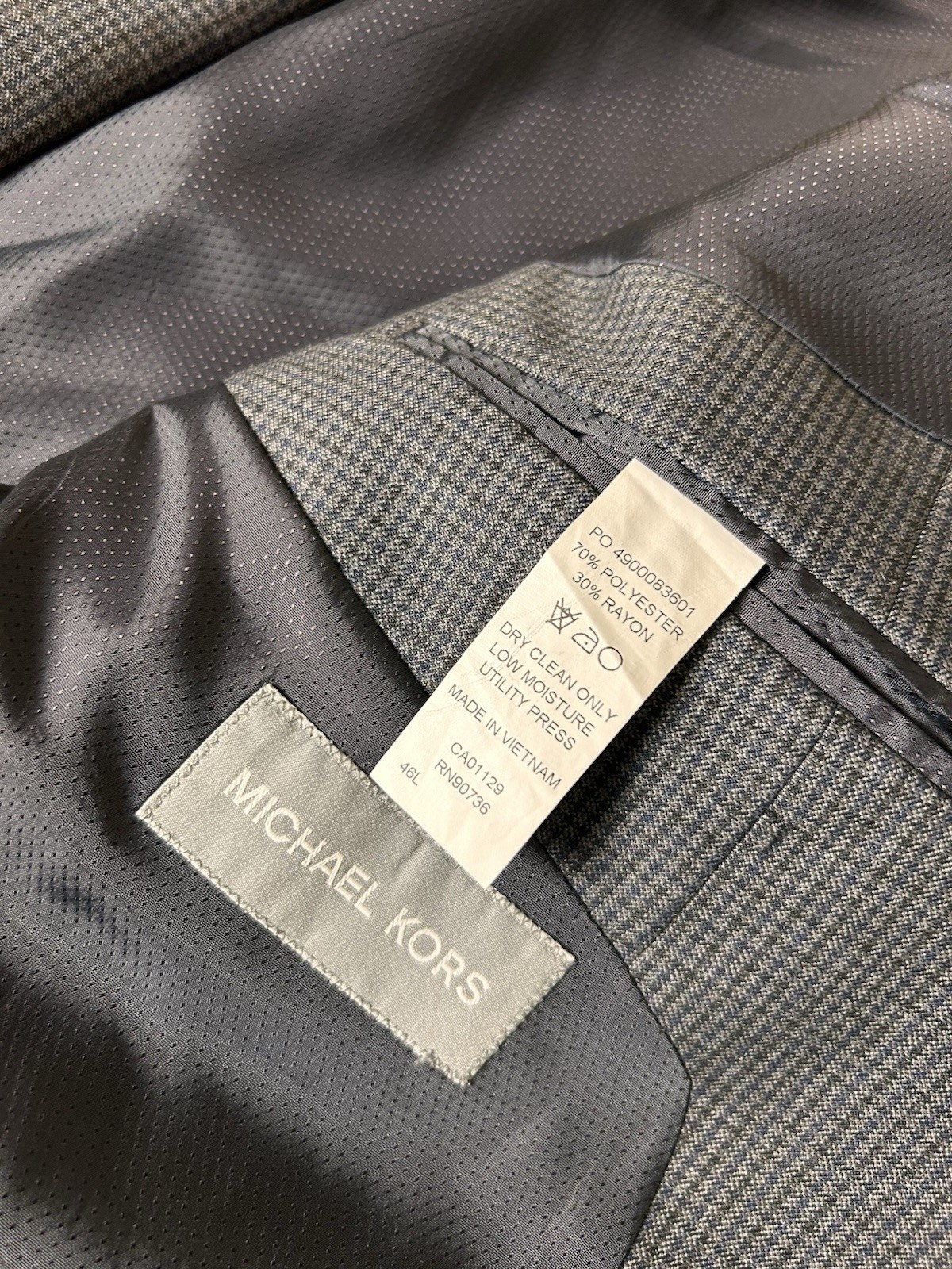 Michael Kors Plaid Blazer Sportcoat Suit Jacket Men Sz 46L Gray Two Button Front