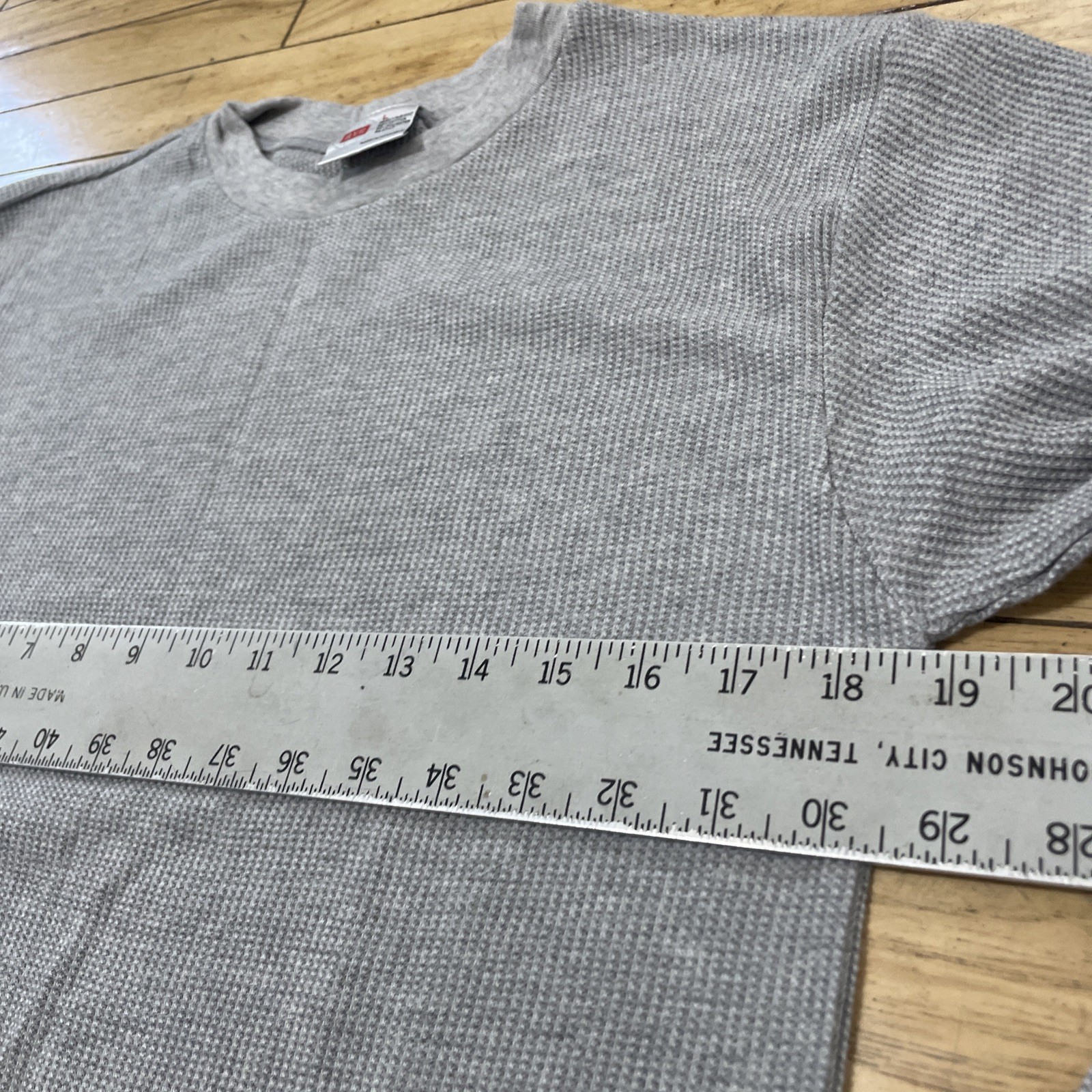 BYC Shirt Men L Light Gray Slim Thermal Waffle Knit Long Sleeve Skate Sk8 36″