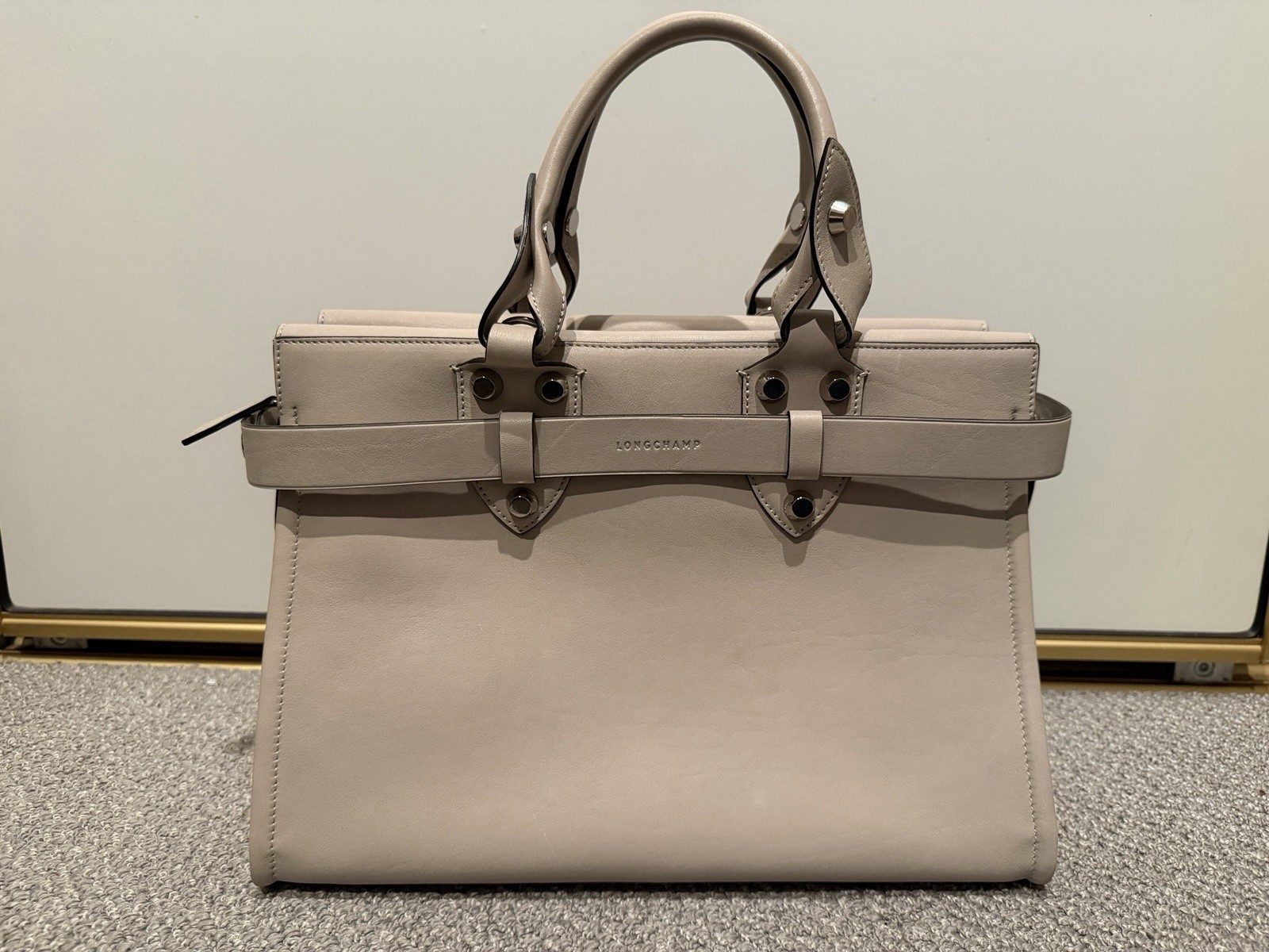 Longchamp Beige Satchel Top Handle Zip Bag w/ Detachable Adjustable Strap