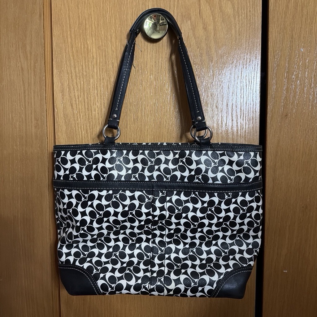 Coach Black/White Signature Tote Zip Closure Double Handles Silver Hardware