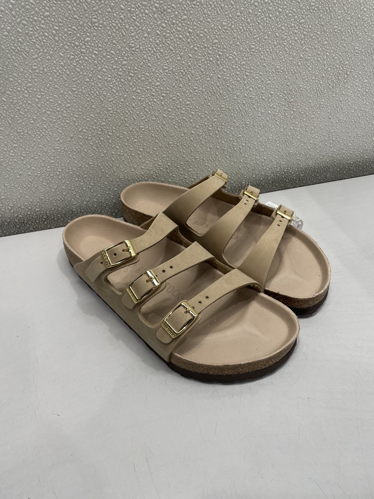 Birkenstock Florida Fresh Nubuck Leather Sandal Unisex W8, M6 In Sandcastle