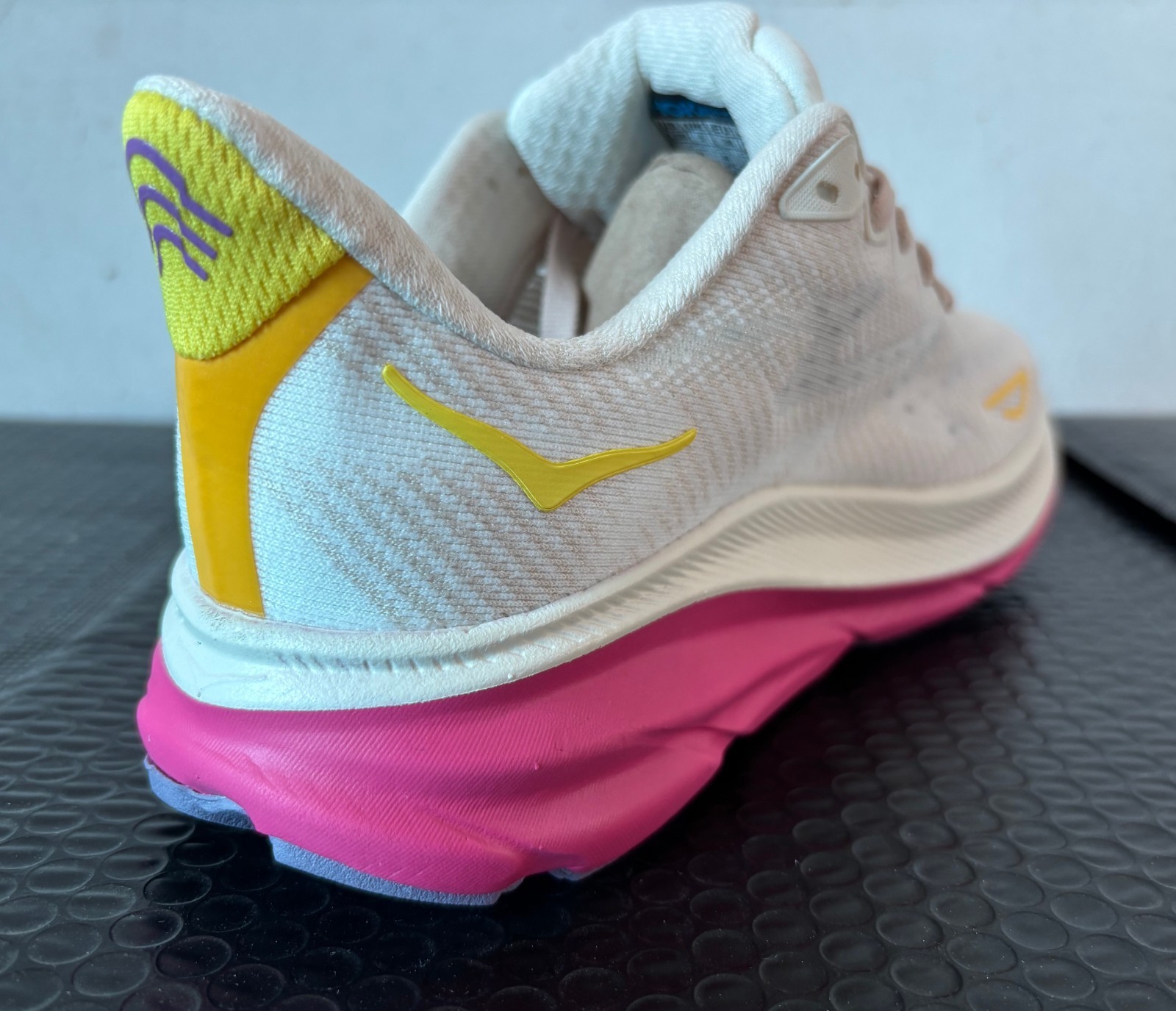Size US 7.5 – Hoka Clifton 9 Women Shoe Running Casual Trainer No Box