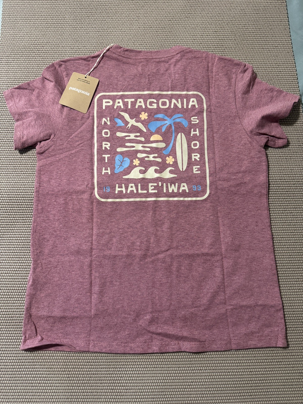 Patagonia Women’s Coastal Song Responsibili-Tee – Haleiwa – 37725 – Size S – NWT