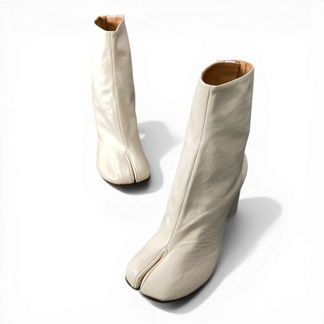 Maison Margiela Tabi Boot Size 37 1 2 Cream Leather Womens TA1 Used AYAN-0