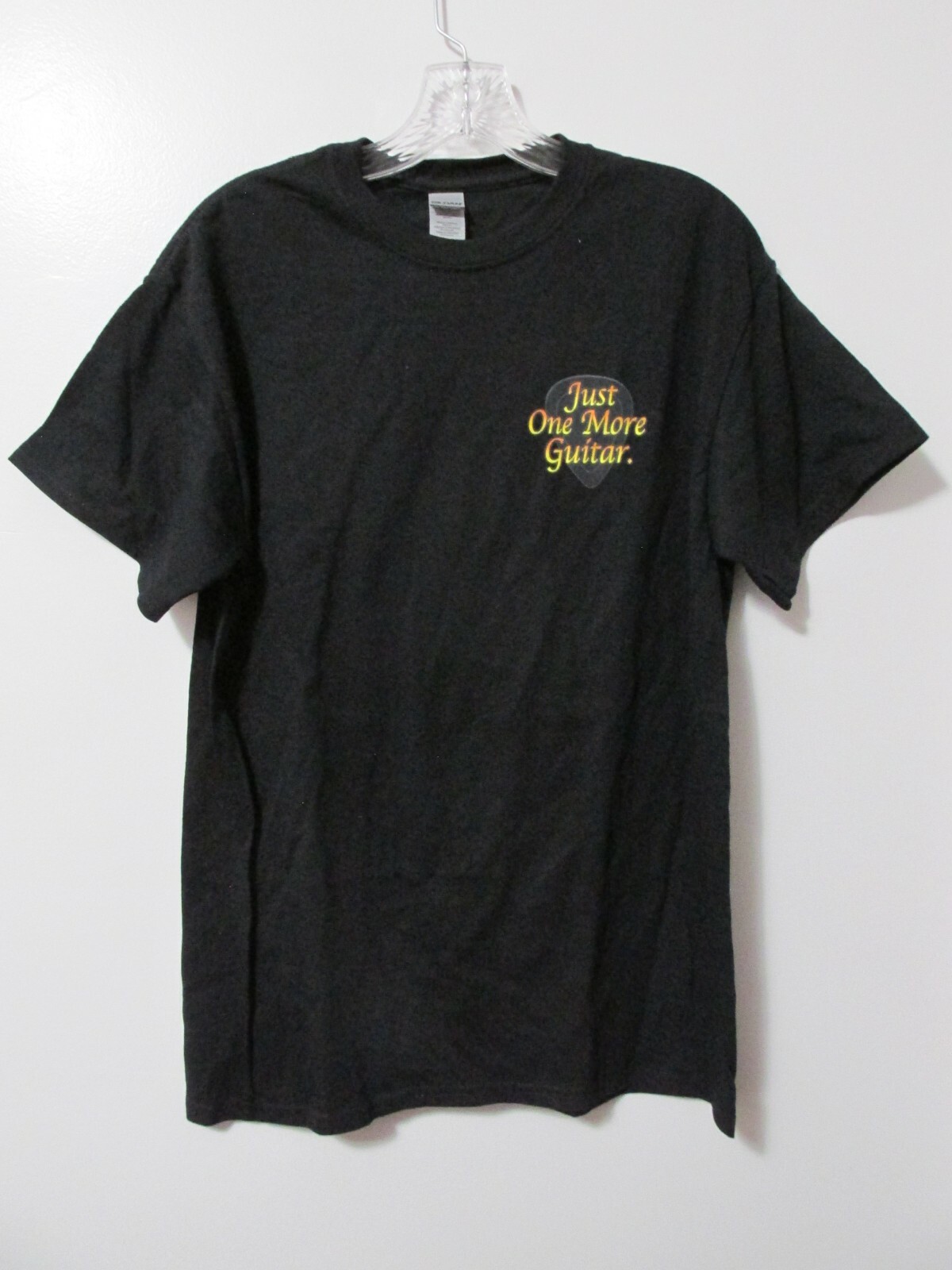 Gildan Men’s Guitar “How Many Guitars…” T-Shirt Black Size Medium