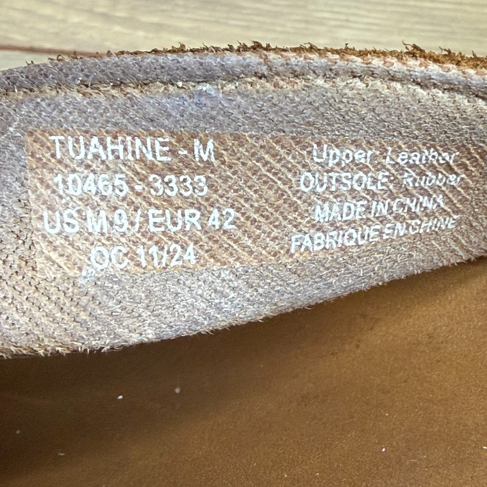 Olukai Tuahine Sandals Mens 9 EU 42 Tan Travel Summer Resort Flip Flop Thong