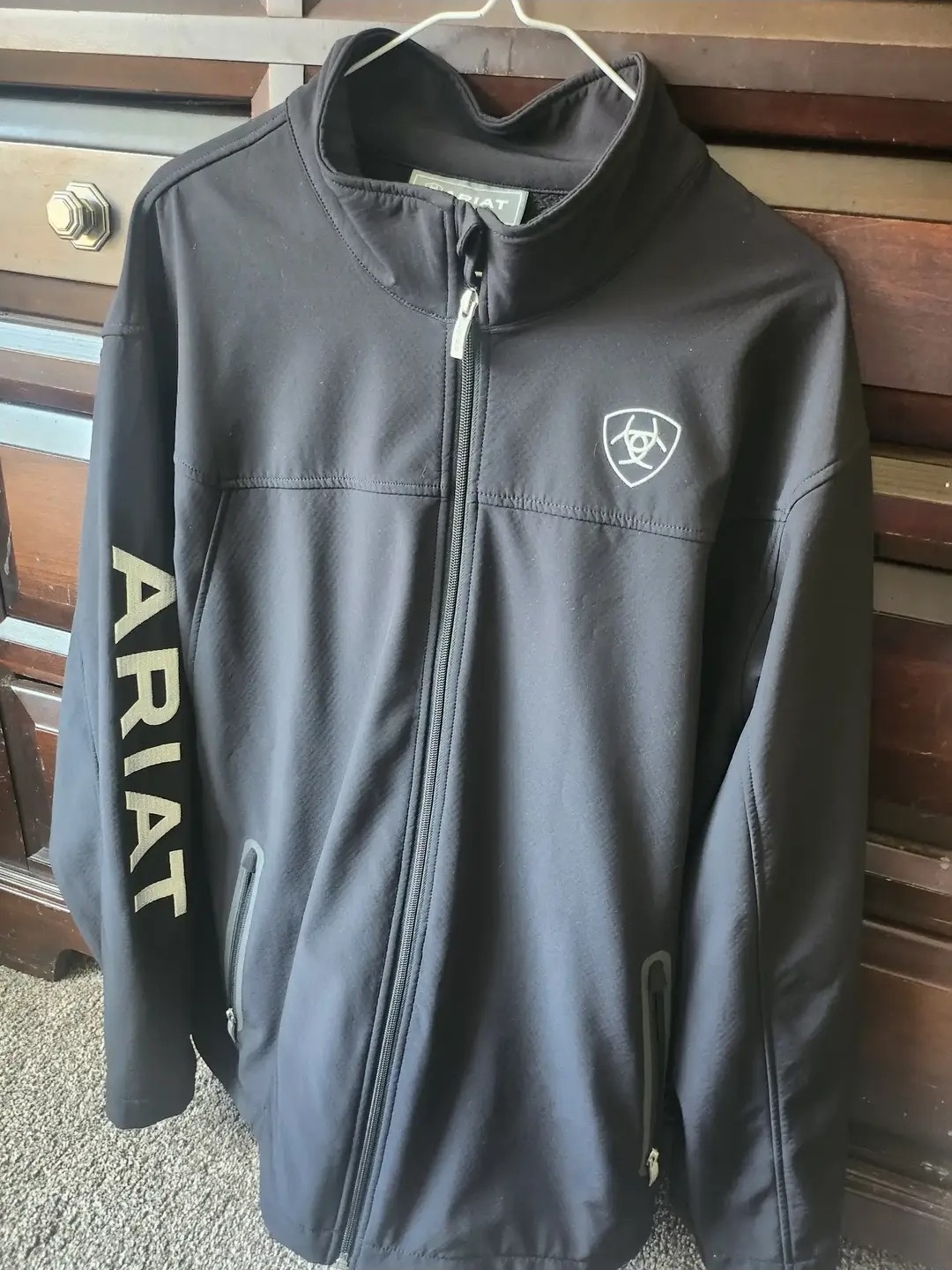 Ariat Men’s Black Full Zip Jacket XXL Stand-Up Collar Logo Zip