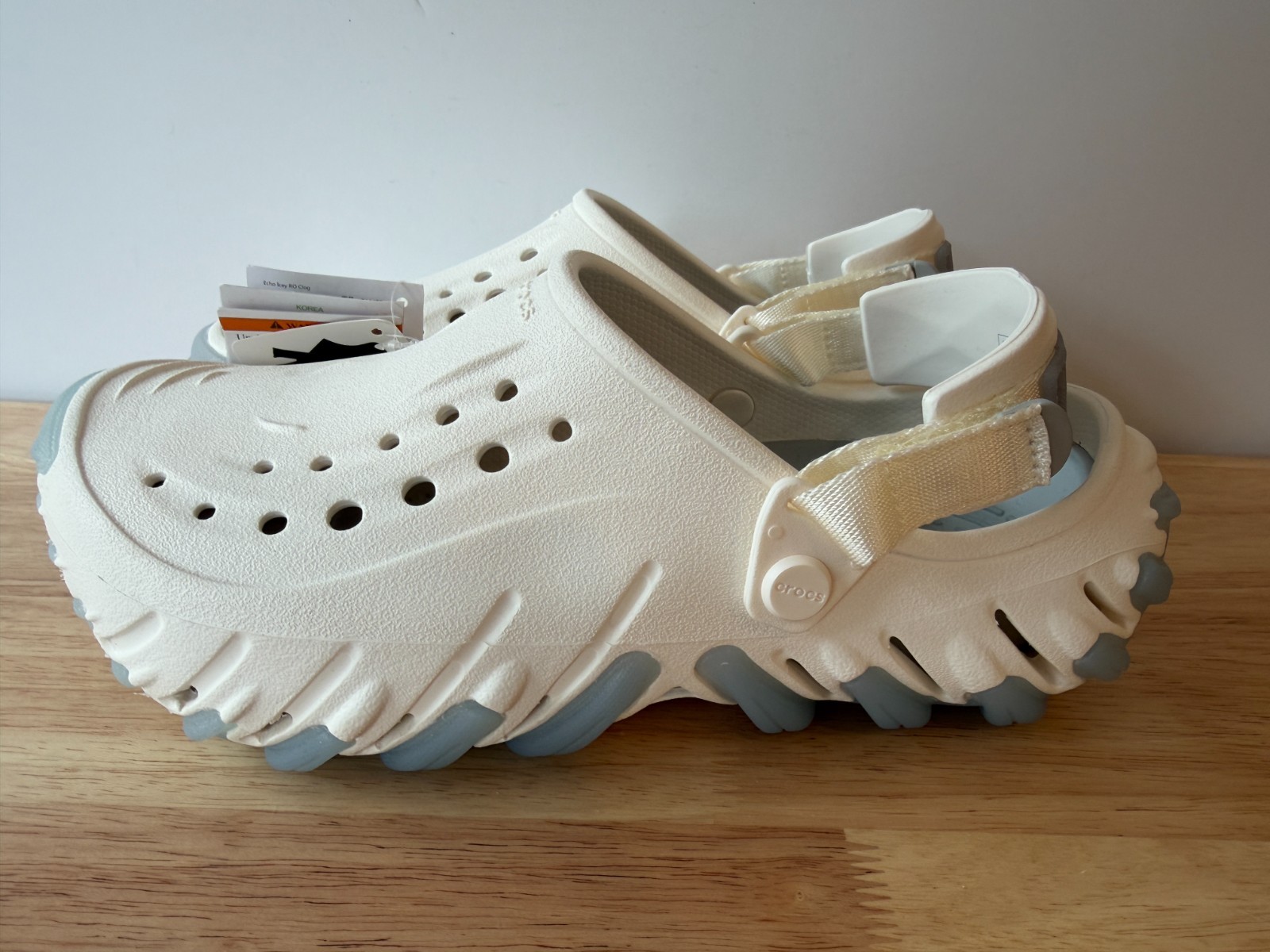 Crocs Echo Icey Ro Clog Bone White Blue Translucent Sole 211458-0WV W8 / M6 NWT