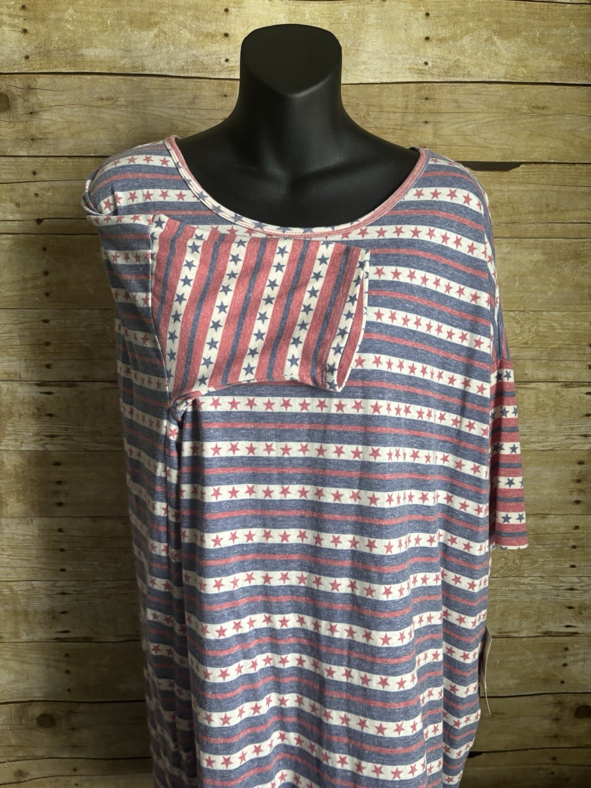 LuLaRoe Irma Tunic – New with Tags [NWT] – Large – Patriotic, Stars