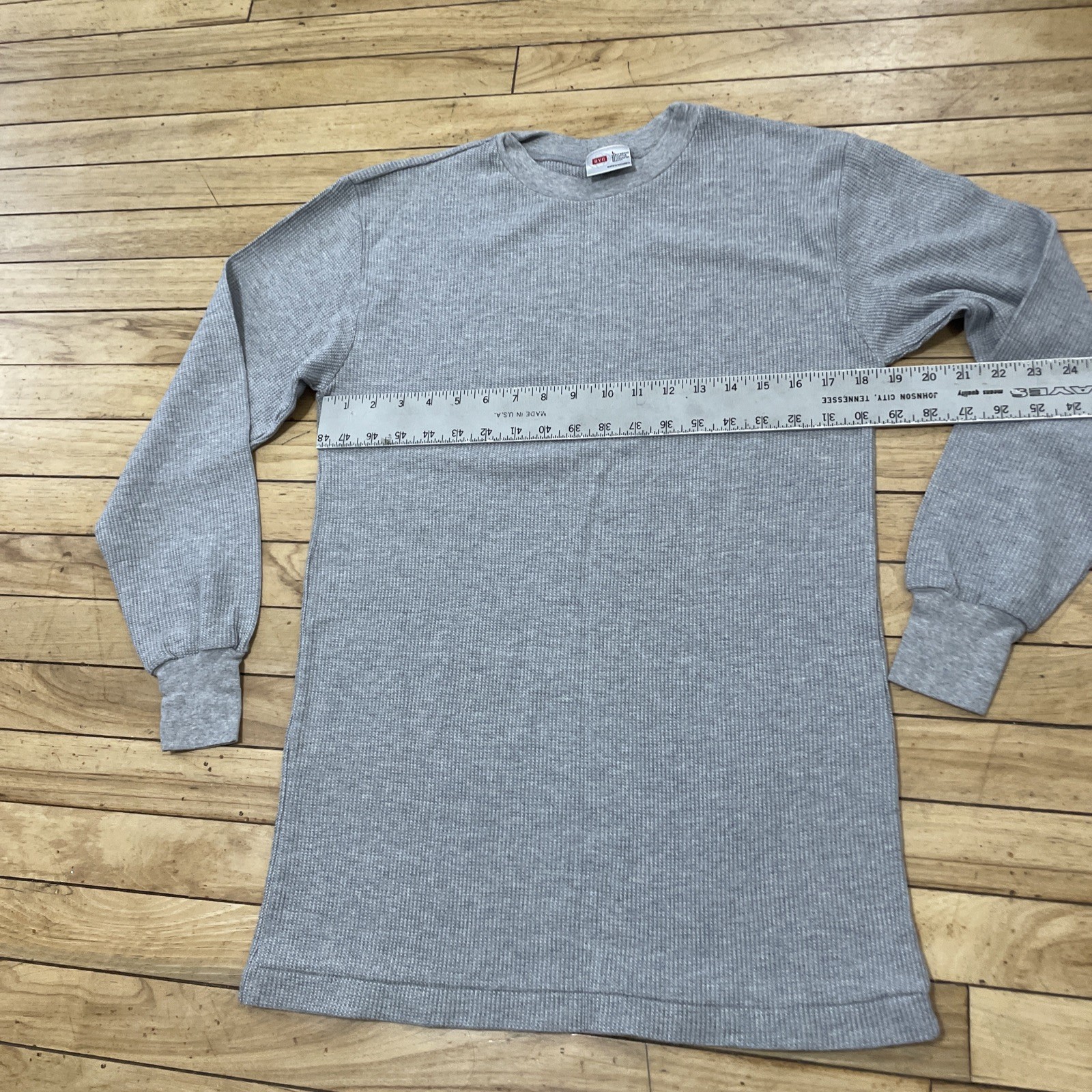 BYC Shirt Men L Light Gray Slim Thermal Waffle Knit Long Sleeve Skate Sk8 36″