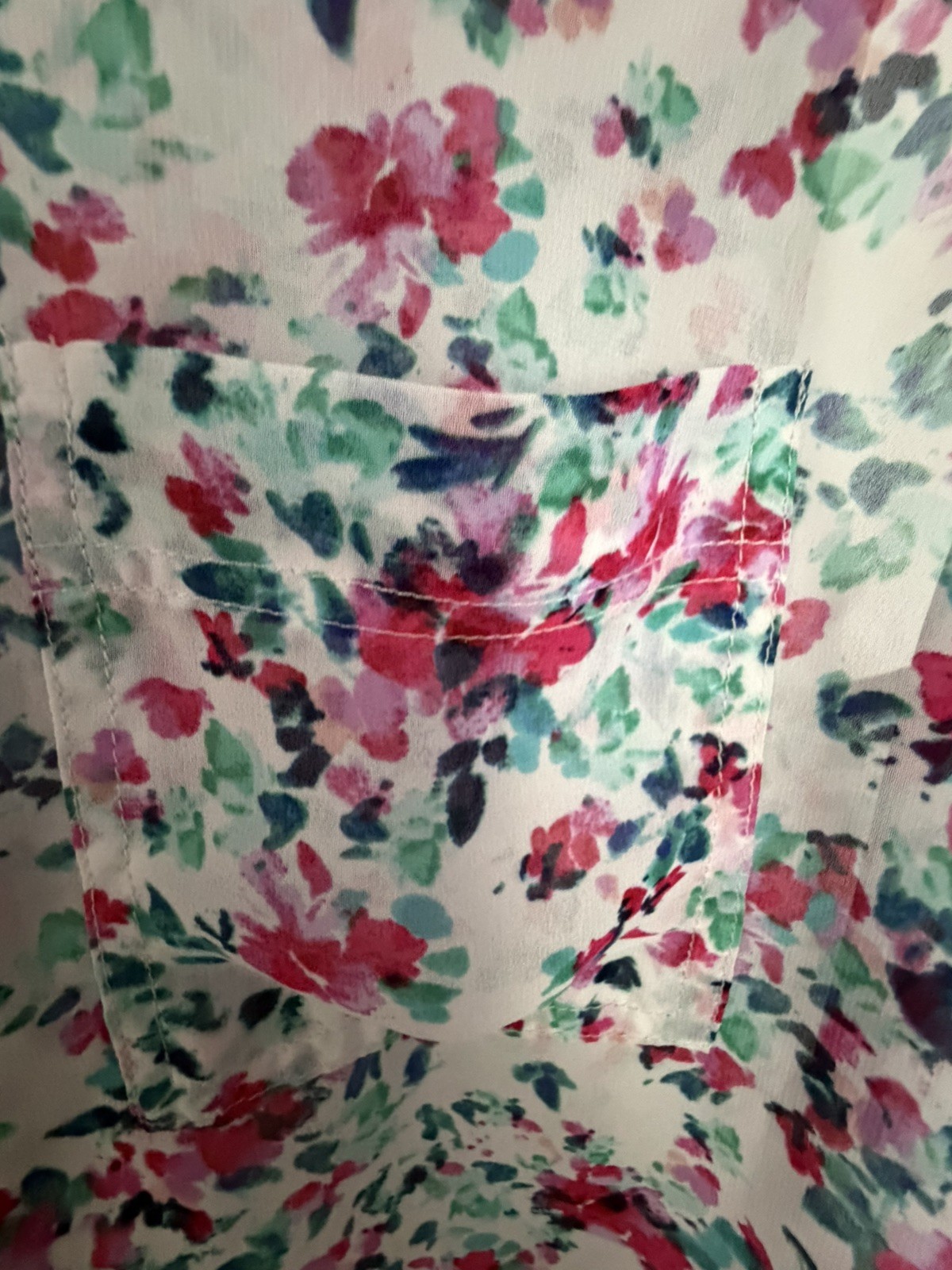Liz Claiborne floral Sleeveless Blouse with Peter Pan Collar Shear Size L