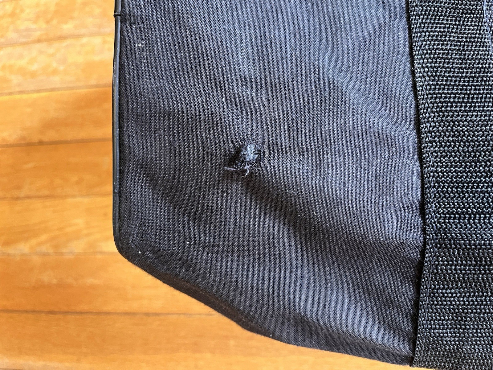 VINTAGE Maxell Blown Away Guy Duffel Bag Black Frequent Buyer Program