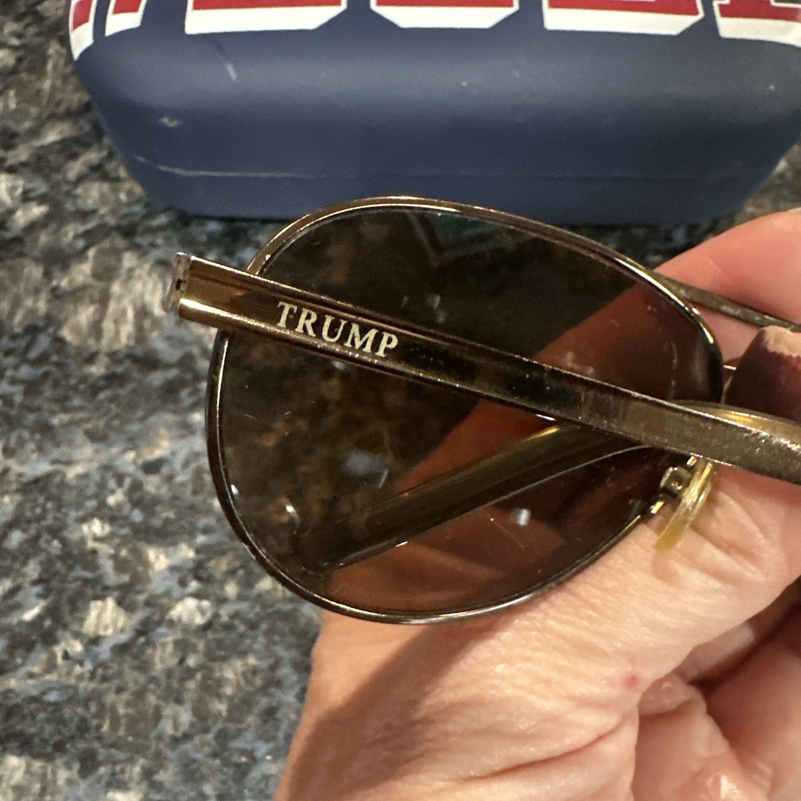 Sunglasses Donald J. Trump Signature Collection TR112013 Aviator Brown Lenses