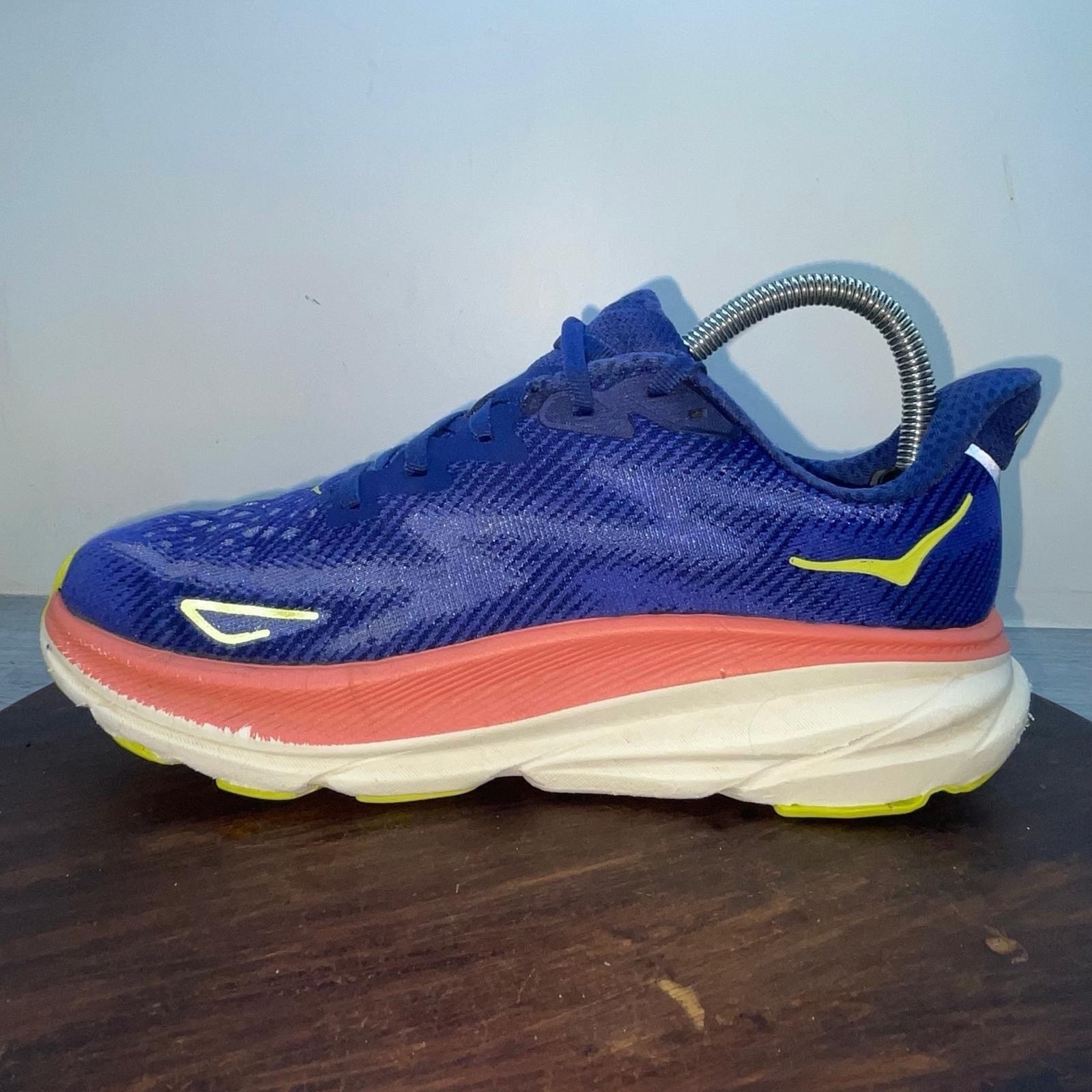 Hoka One One Clifton 9 Shoes Womens Size 7 B Evening Sky Coral Running Sneakers