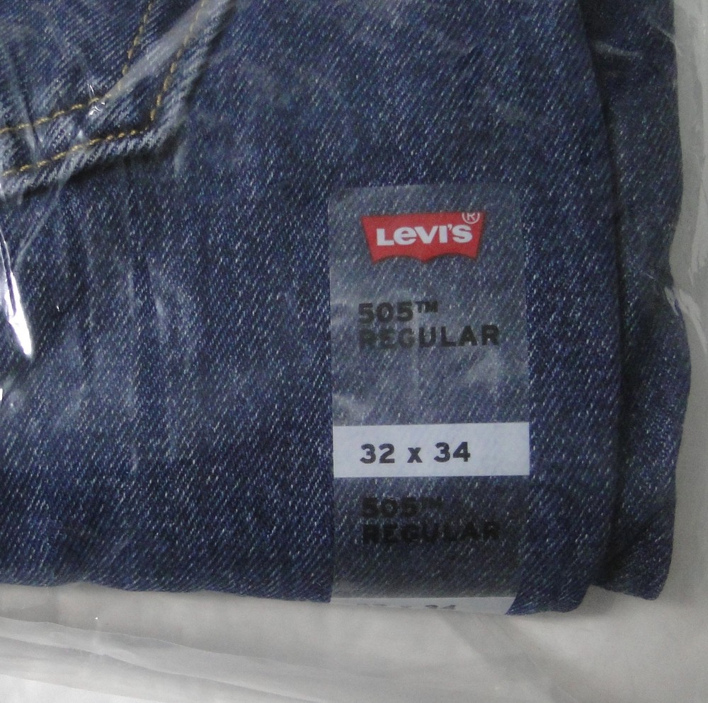 Levi Men’s 505 32W X 34L Regular Fit Jeans, Dark Stonewash, NEW SEALED !
