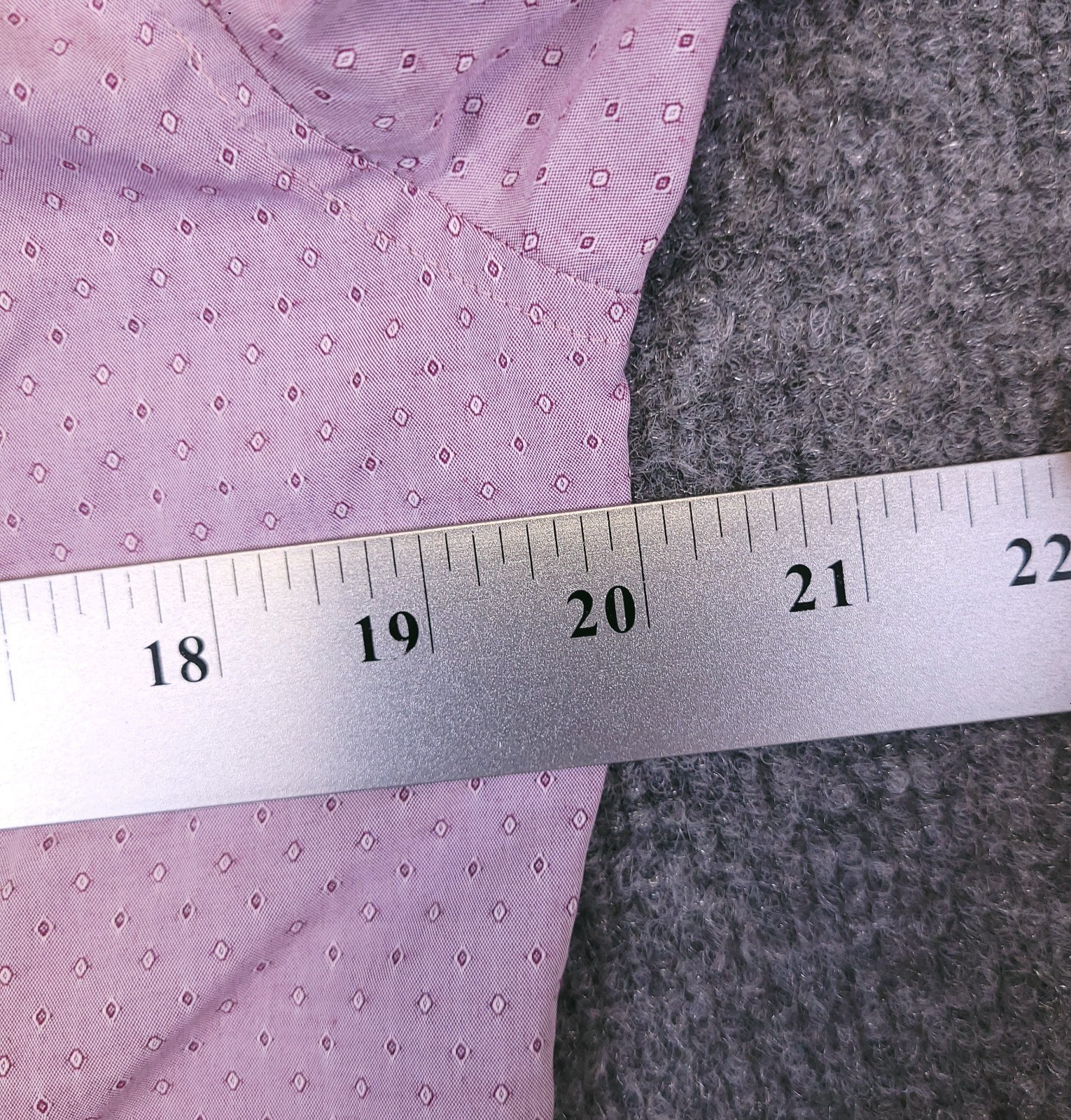 7D 7 Diamonds Weekend Love Shirt Mens Small Soft Lavendar Tonal Geometric Stitch