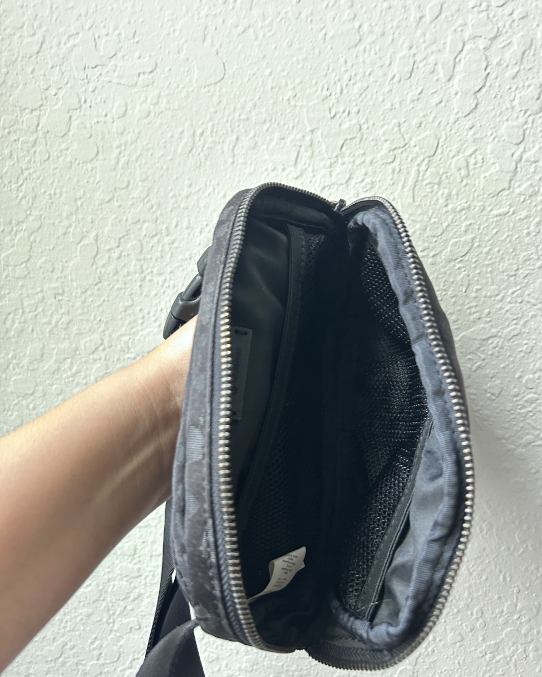Preloved Lululemon Everywhere Belt Bag 1L (Jacquard Camo Cotton Obsidian)